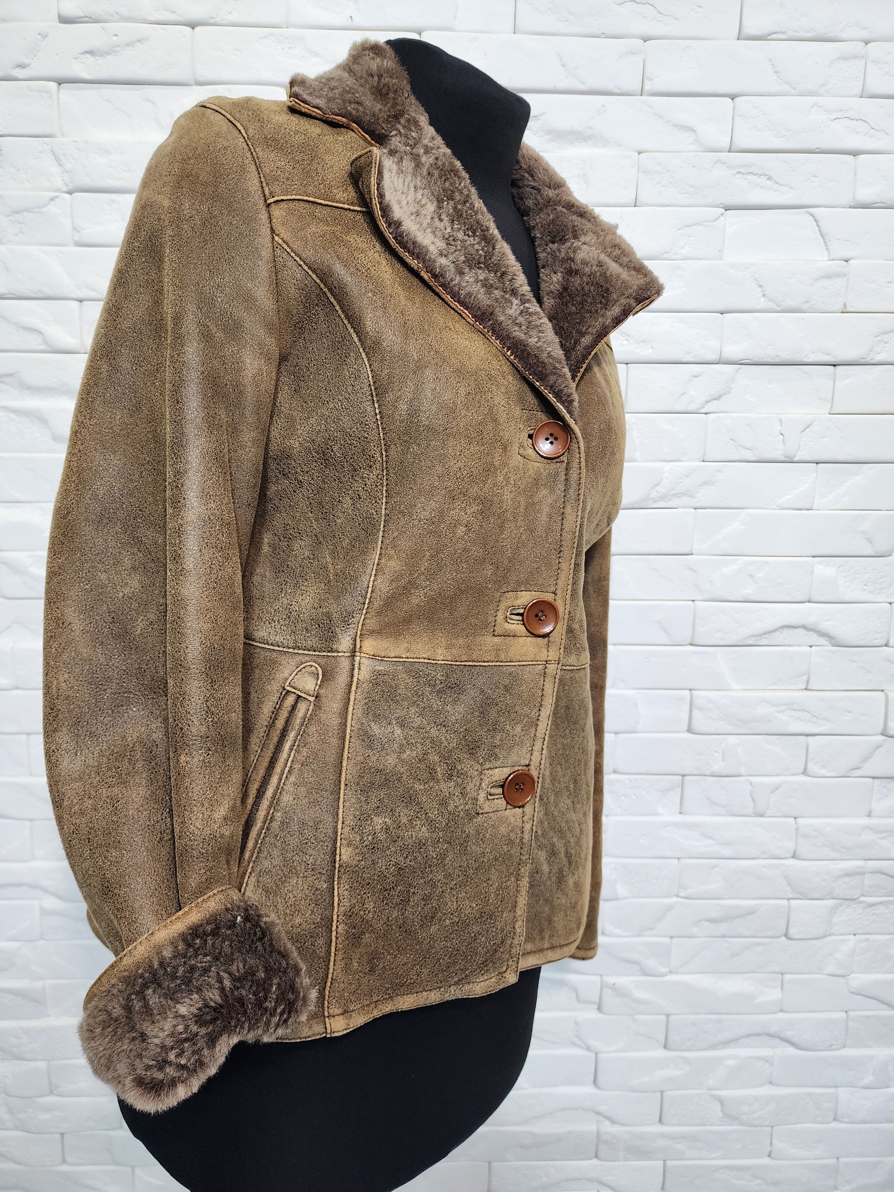 Genuine Leather Brown Sheepskin Coat: Women's Warm Genuine Fur Winter Coat Size M / US 6-8 / IT 42-44 - 3 Thumbnail