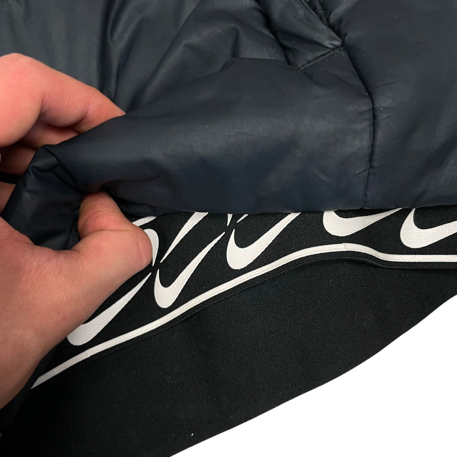 Nike Nike Sportswear Womens Black Hooded Full Zip Puffer Jacket S Size S / US 4 / IT 40 - 9 Thumbnail