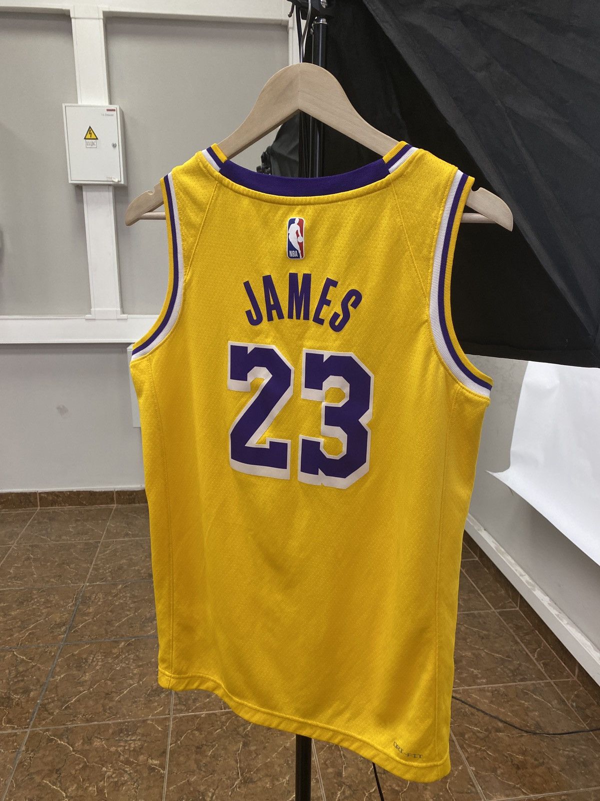 Nike 🇺🇸 Y2K Nike Lebron James 23 L. A. Lakers T-Shirt Y2K Just Don Size US S / EU 44-46 / 1 - 1 Thumbnail