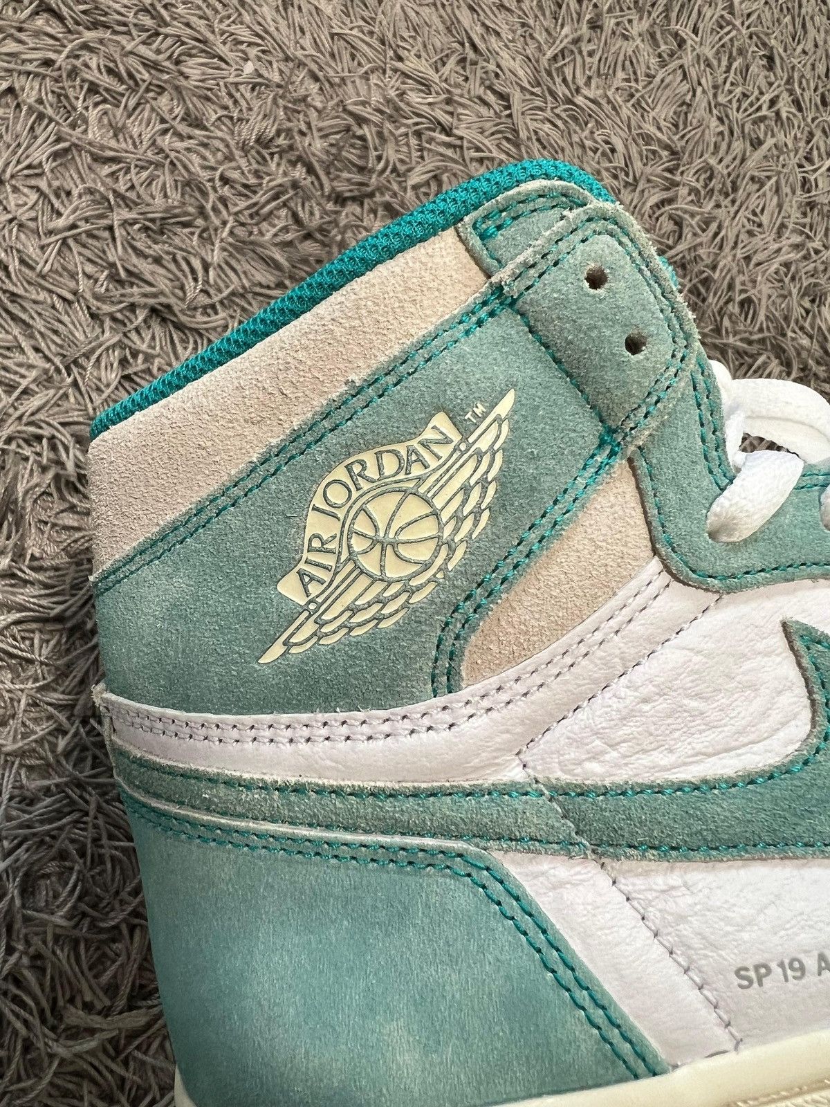 Nike Jordan 1 retro high Turbo Green Size US 9 / EU 42 - 5 Thumbnail