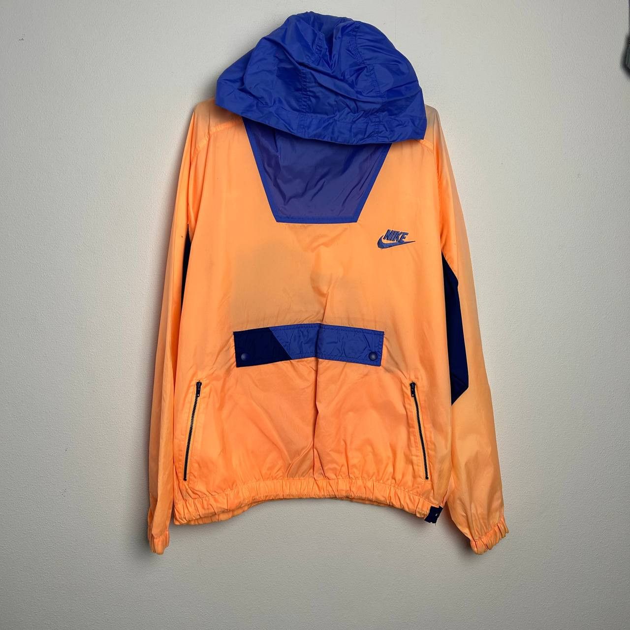 Nike Vintage Nike Court Nylon 90s outdoor streetwear jacket Size US M / EU 48-50 / 2 - 1 Thumbnail