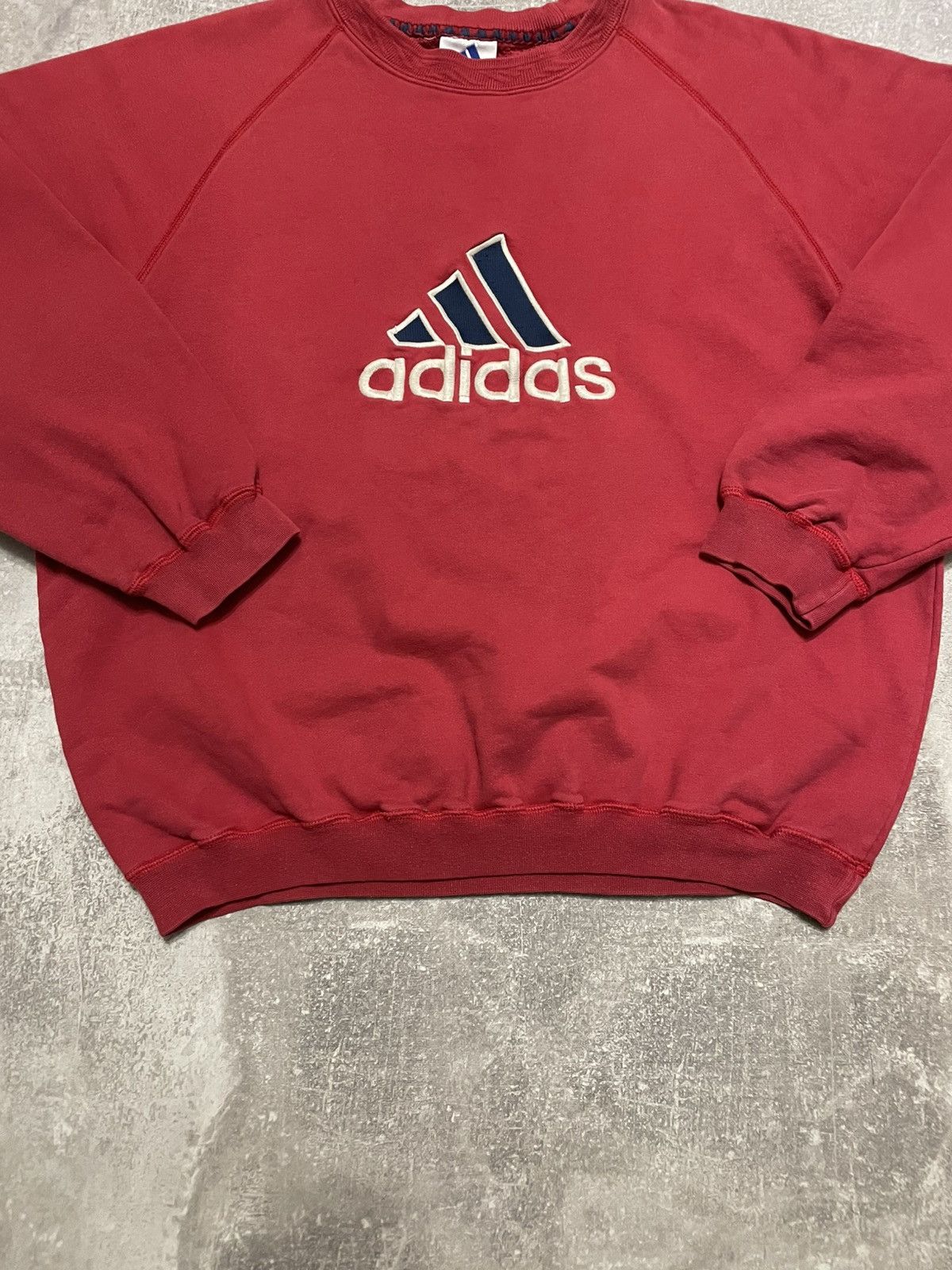 Adidas × Vintage Vintage Adidas Big Embroider Logo Boxy Baggy Sweatshirt 90s Size US L / EU 52-54 / 3 - 3 Thumbnail