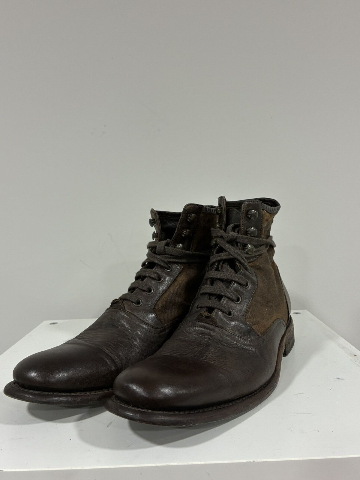 John Varvatos Limited Edition Lace-Up Bowery Spectator Boot 9 EU 42 Size US 9 / EU 42 - 7 Thumbnail