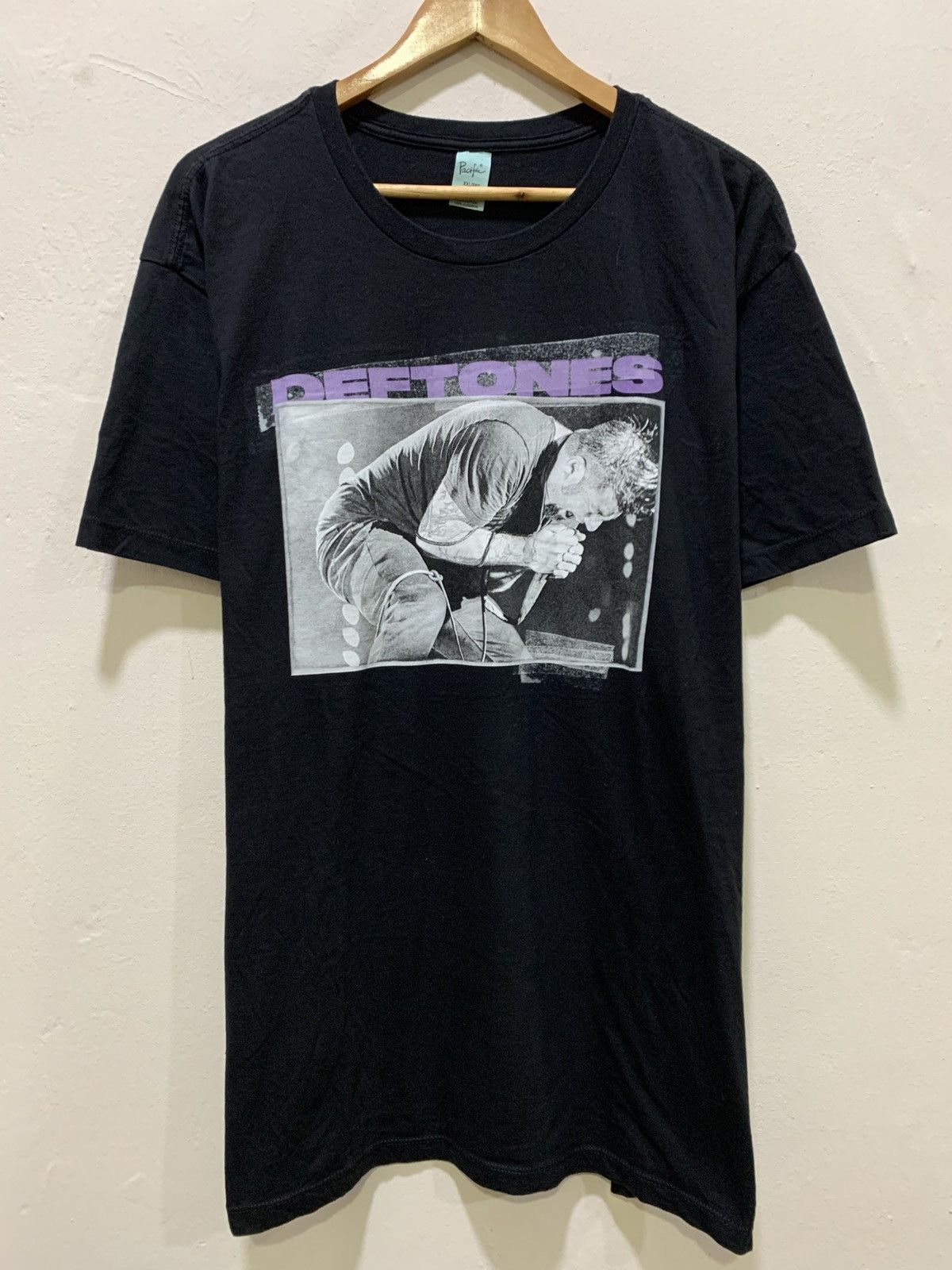 Band Tees Vintage Deftones Tee Black Size US XXL / EU 58 / 5 - 1 Thumbnail