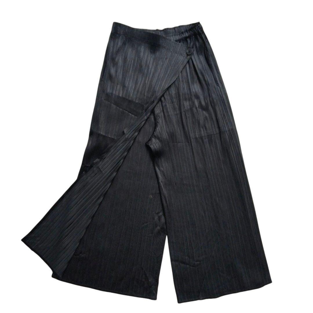Pleats Please Issey Miyake Pleats please issey miyake asymmetrical wrap pants Size US 30 / EU 46 - 1 Thumbnail