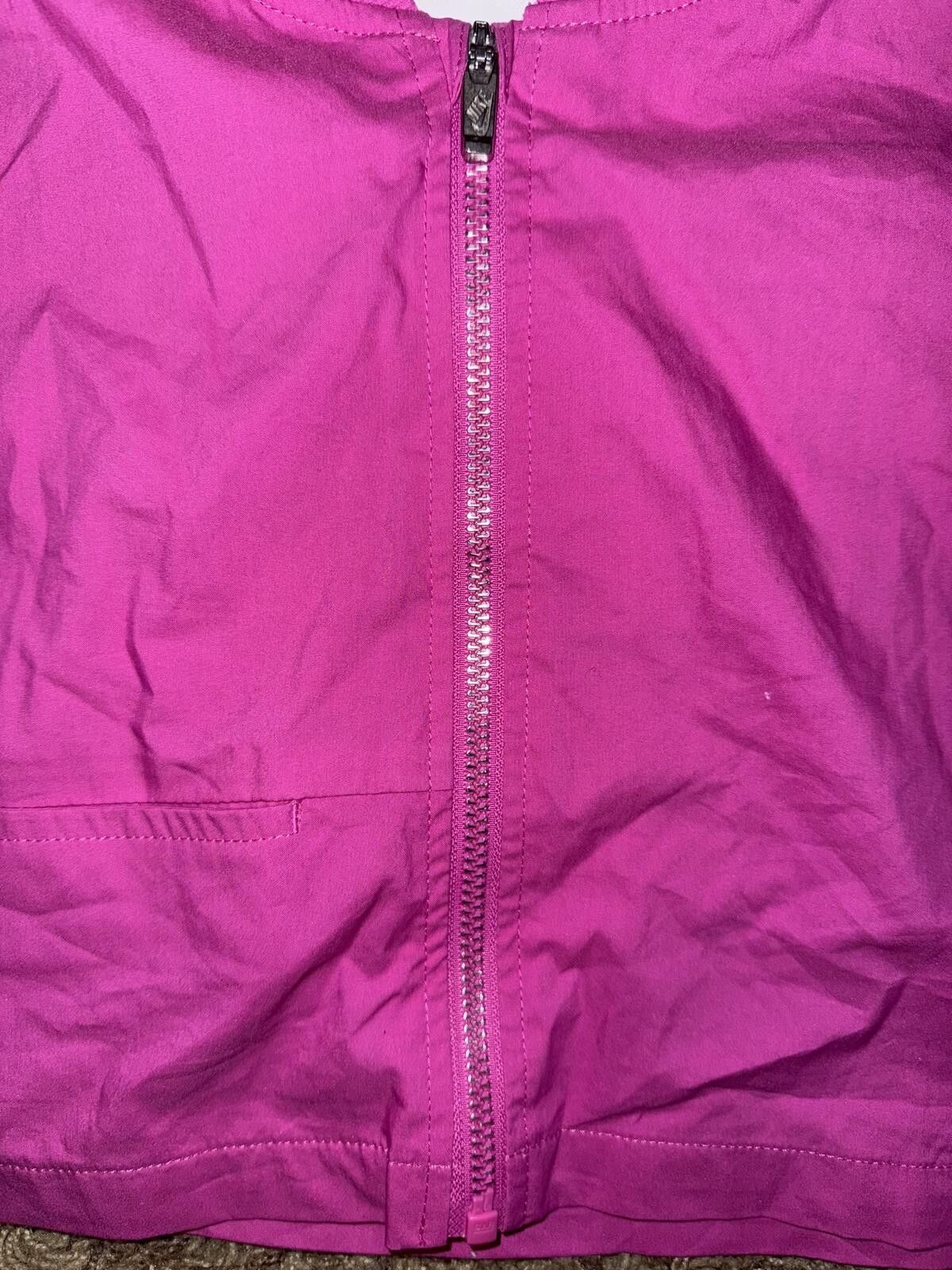 Nike Nike Big Kids' (Girl’s) Woven Bomber Jacket Sample Size US M / EU 48-50 / 2 - 4 Thumbnail