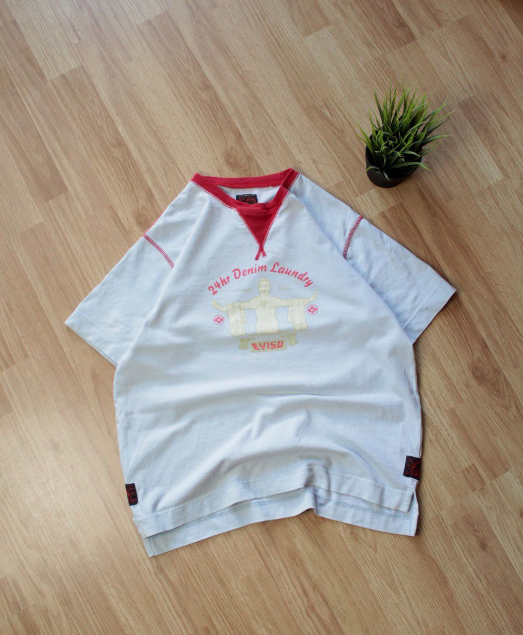 Evisu × Japanese Brand 🔥 Vintage Evisu Streetwear Y2K Japan T-Shirt Distressed Size US S / EU 44-46 / 1 - 1 Thumbnail