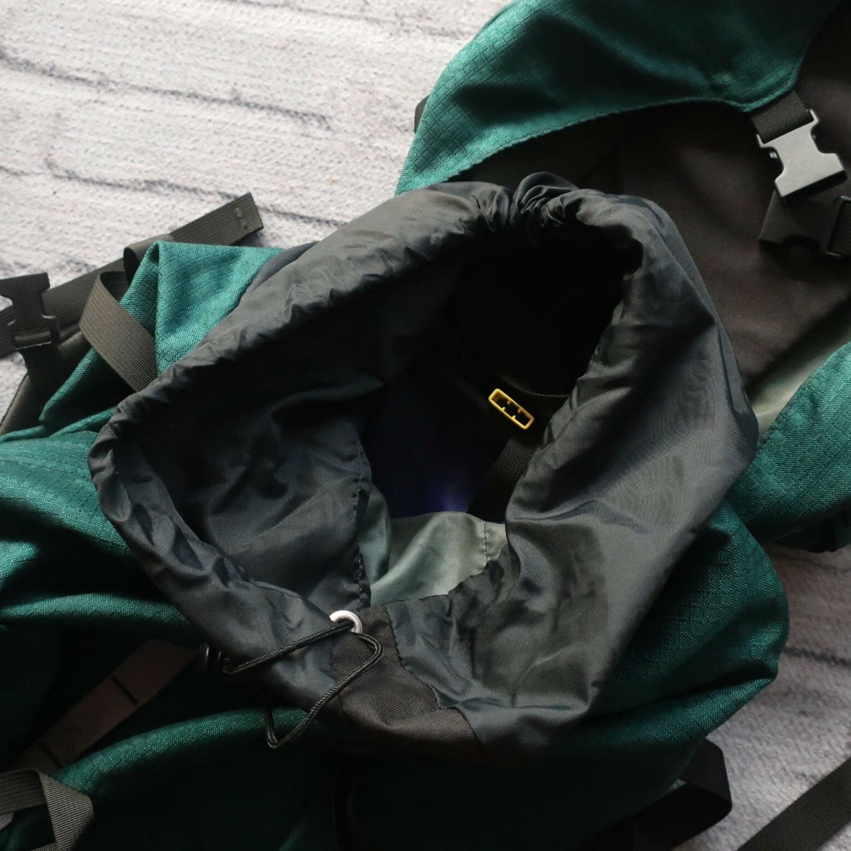 Vintage VINTAGE Dana Design Glacier Daypack Backpack XS Men Green 90s Vintage Daypack Backpack Dana Design Glacier Daypack Mens XS Green 90s Size ONE SIZE - 7 Thumbnail
