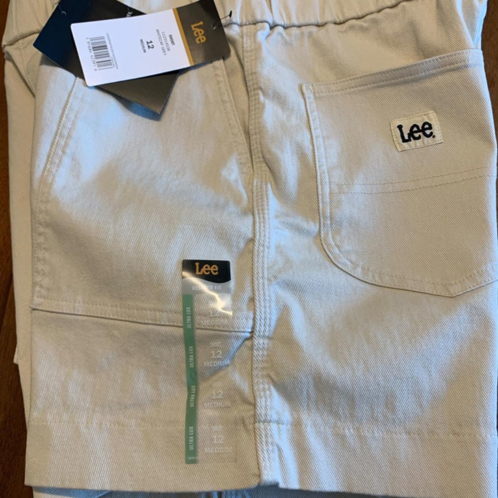 Lee Lee Shorts NWT Size 34" / US 12 / IT 48 - 4 Thumbnail