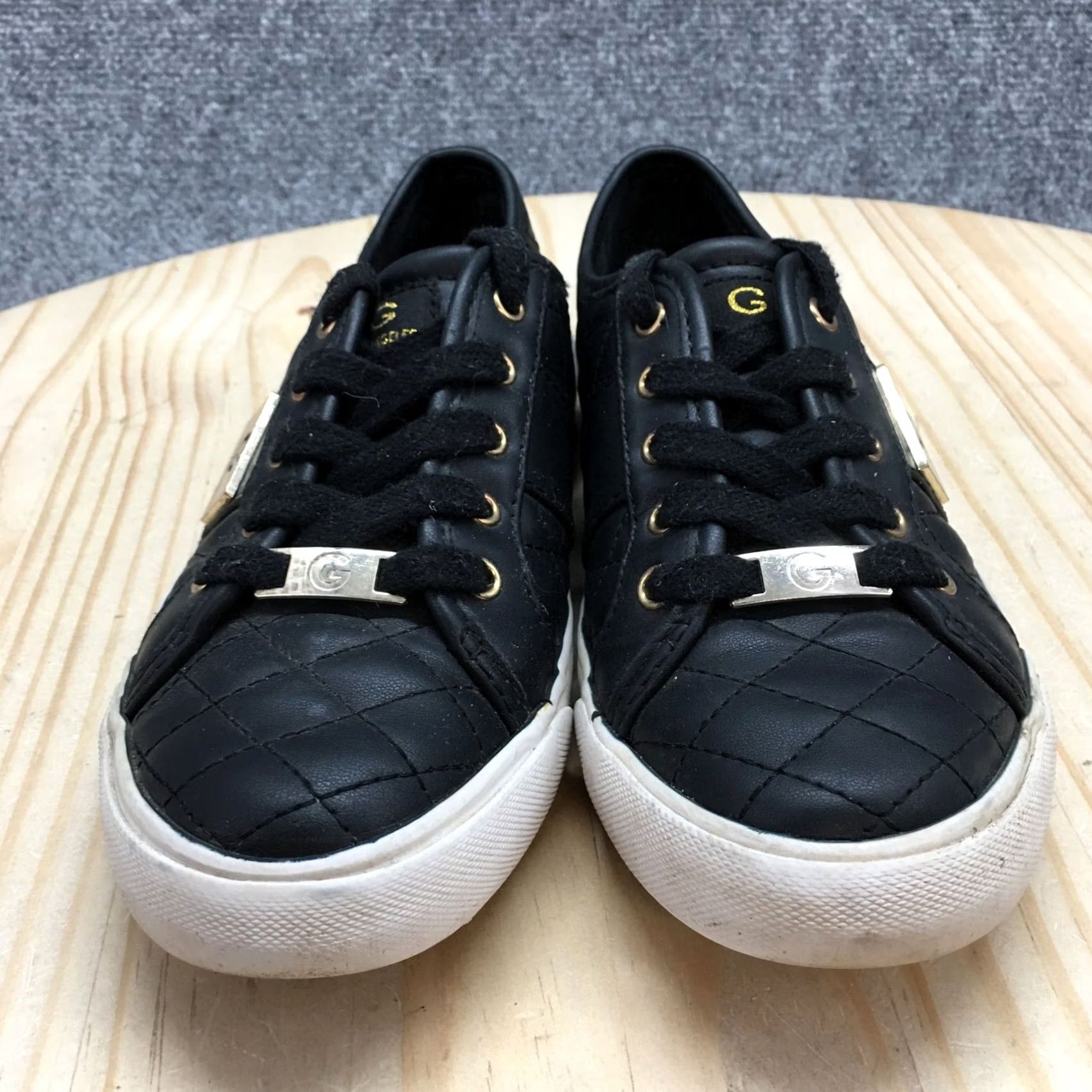 Guess G by GUESS Shoes Womens 6 M Backer 2 Quilted Low Top Sneakers Black Faux Leather Size M / US 6-8 / IT 42-44 - 4 Thumbnail