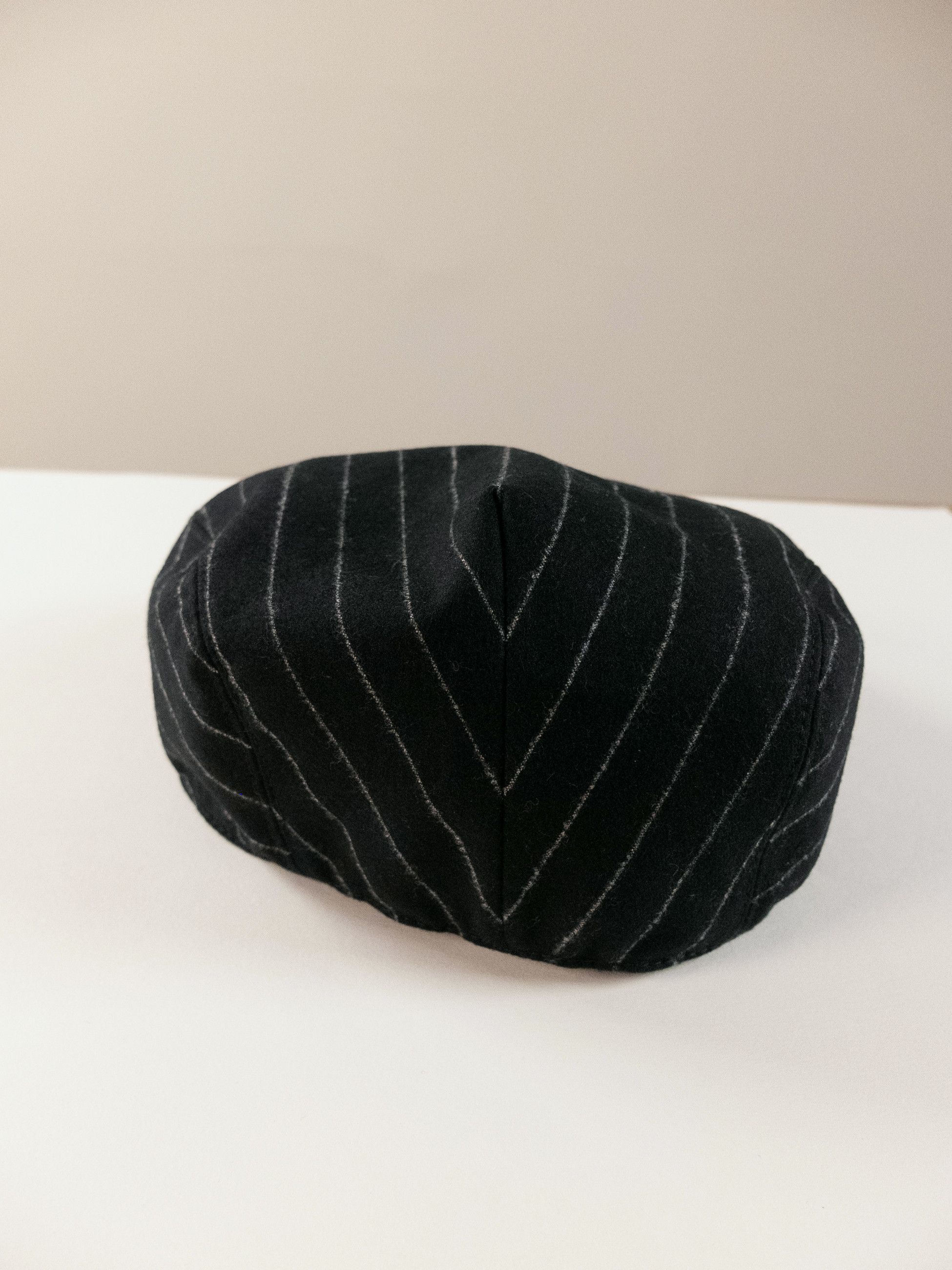 Dolce & Gabbana DOLCE & GABBANA black striped flannel wool flat cap hat Size ONE SIZE - 9 Thumbnail