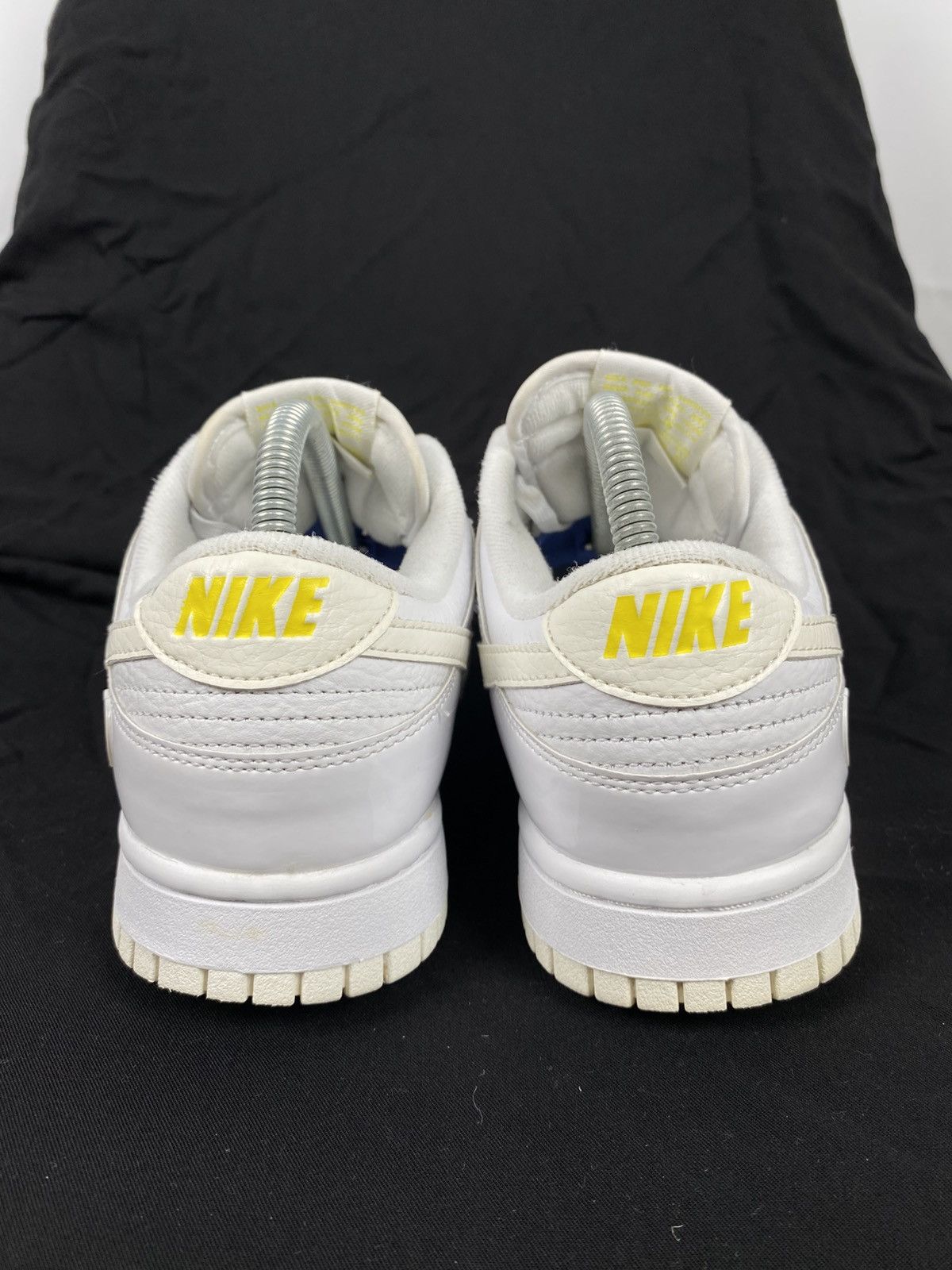 Nike Nike Dunk Low-Top Sneakers Valentines size US9 EU40,5 Size US 9 / IT 39 - 4 Thumbnail