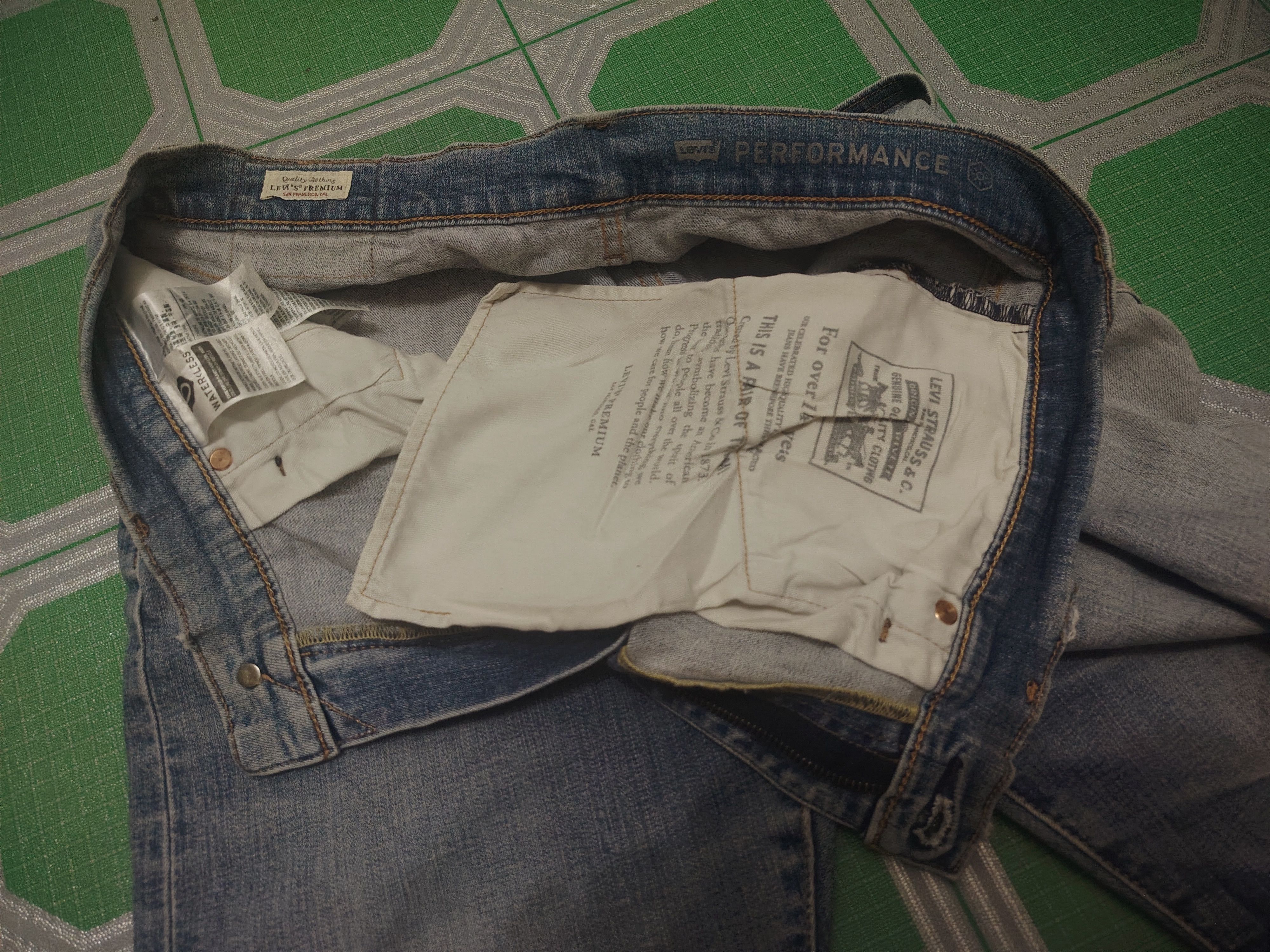 Levi's Distressed Thrashed Levi's 512 Big E Stretch Jeans Size US 34 / EU 50 - 8 Thumbnail
