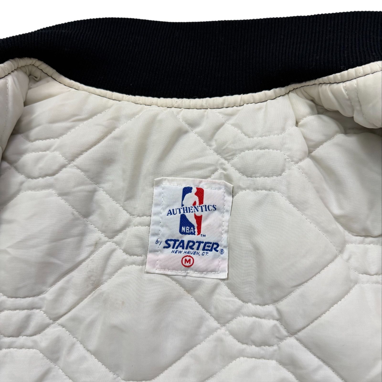 NBA VTG 90s CHARLOTTE HORNETS STARTER BOMBER SATIN JACKET Size US M / EU 48-50 / 2 - 6 Thumbnail
