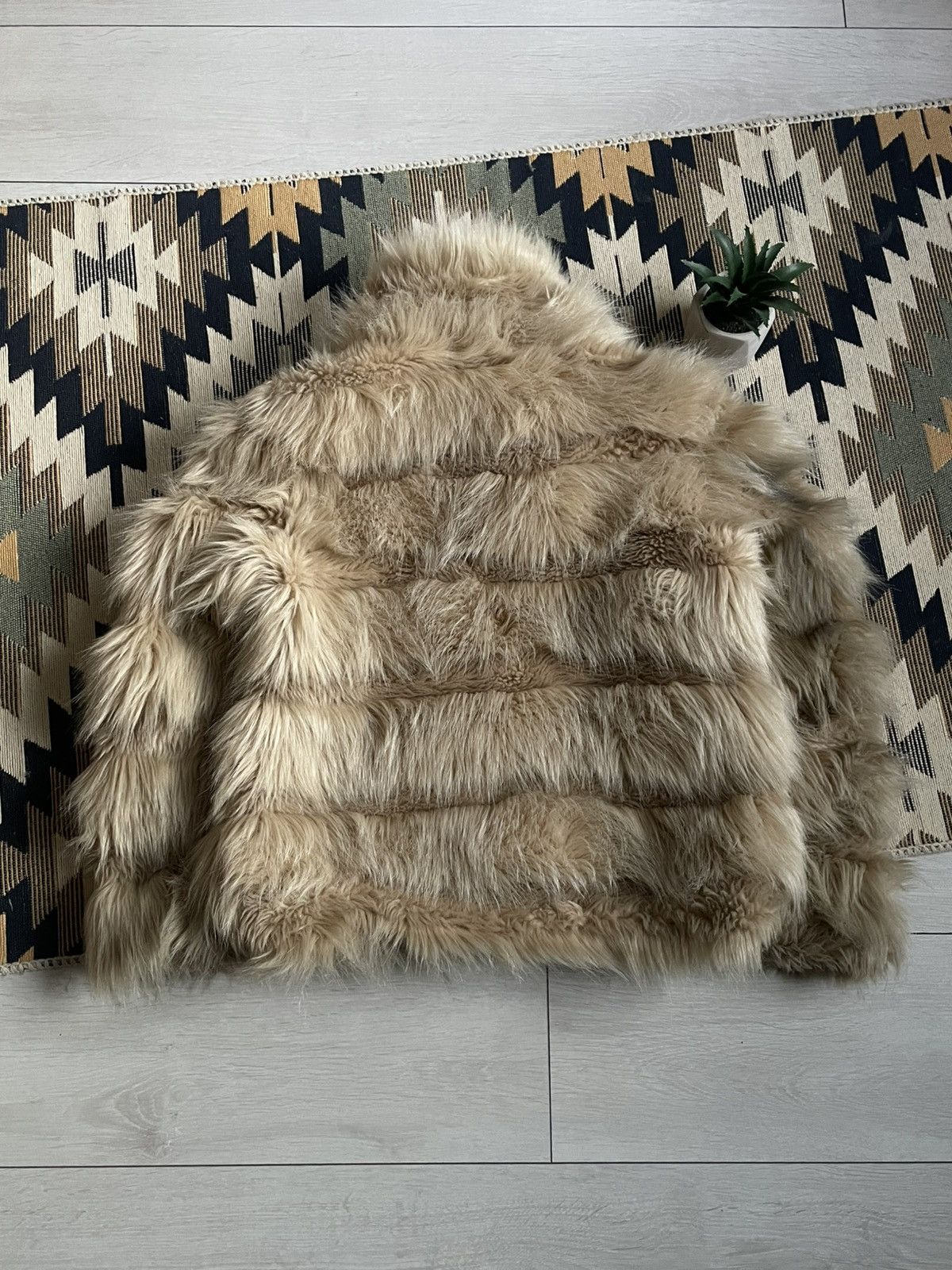 Vintage Vintage Y2K GD Paris Faux Fur Jacket Size S / US 4 / IT 40 - 2 Thumbnail