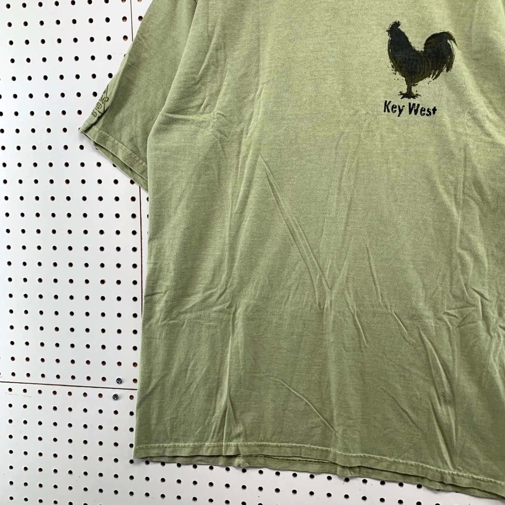 Vintage VINTAGE Crazy Shirts T-Shirt Mens Large Green Key West Rooster Hemp Dyed Size US L / EU 52-54 / 3 - 5 Thumbnail