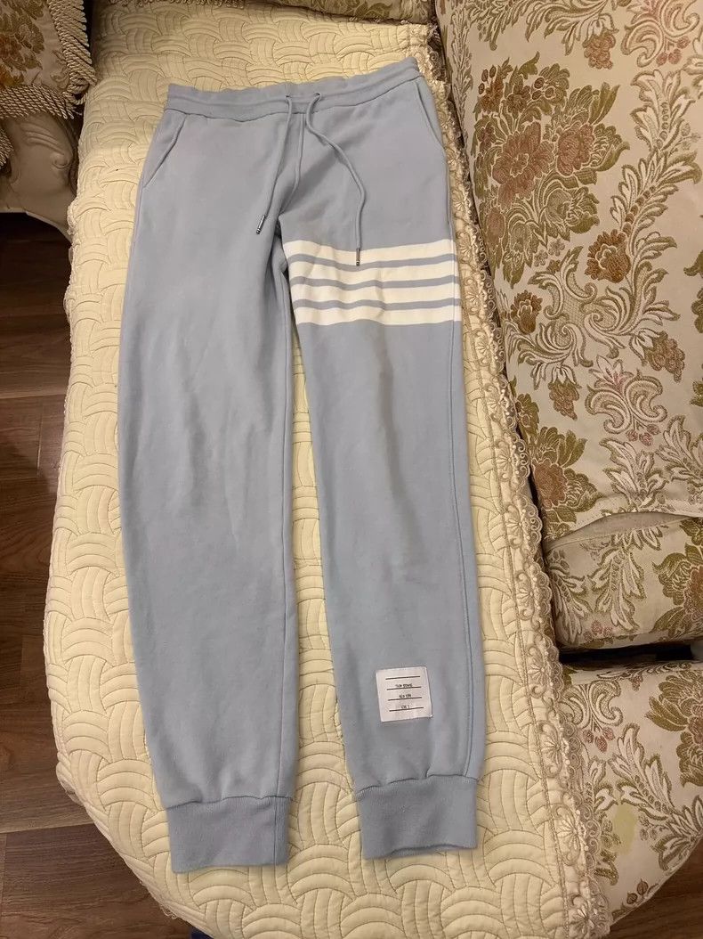 Thom Browne Limited Edition Thom Browne Sweatpants-dmc Size US 34 / EU 50 - 1 Thumbnail
