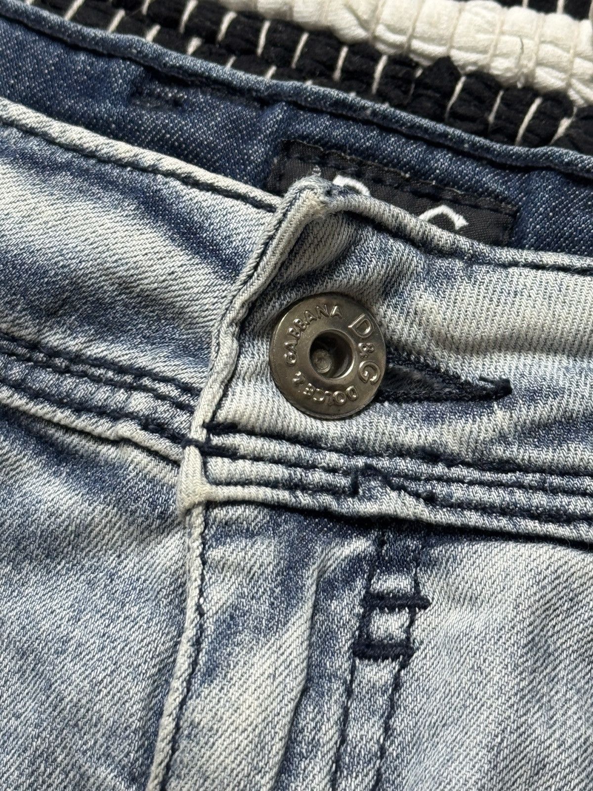 Dolce & Gabbana VINTAGE DOLCE&GABBANA 2000s MIDI DENIM SKIRT Size 29" - 4 Thumbnail
