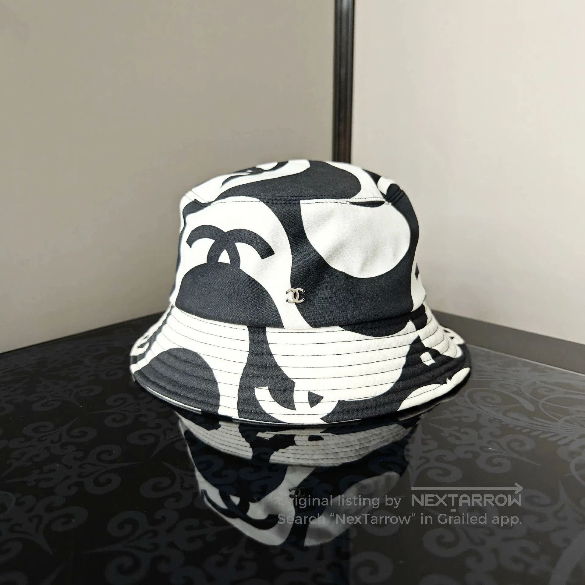 Chanel Chanel Black White CC Bucket Hat. Size ONE SIZE - 1 Thumbnail