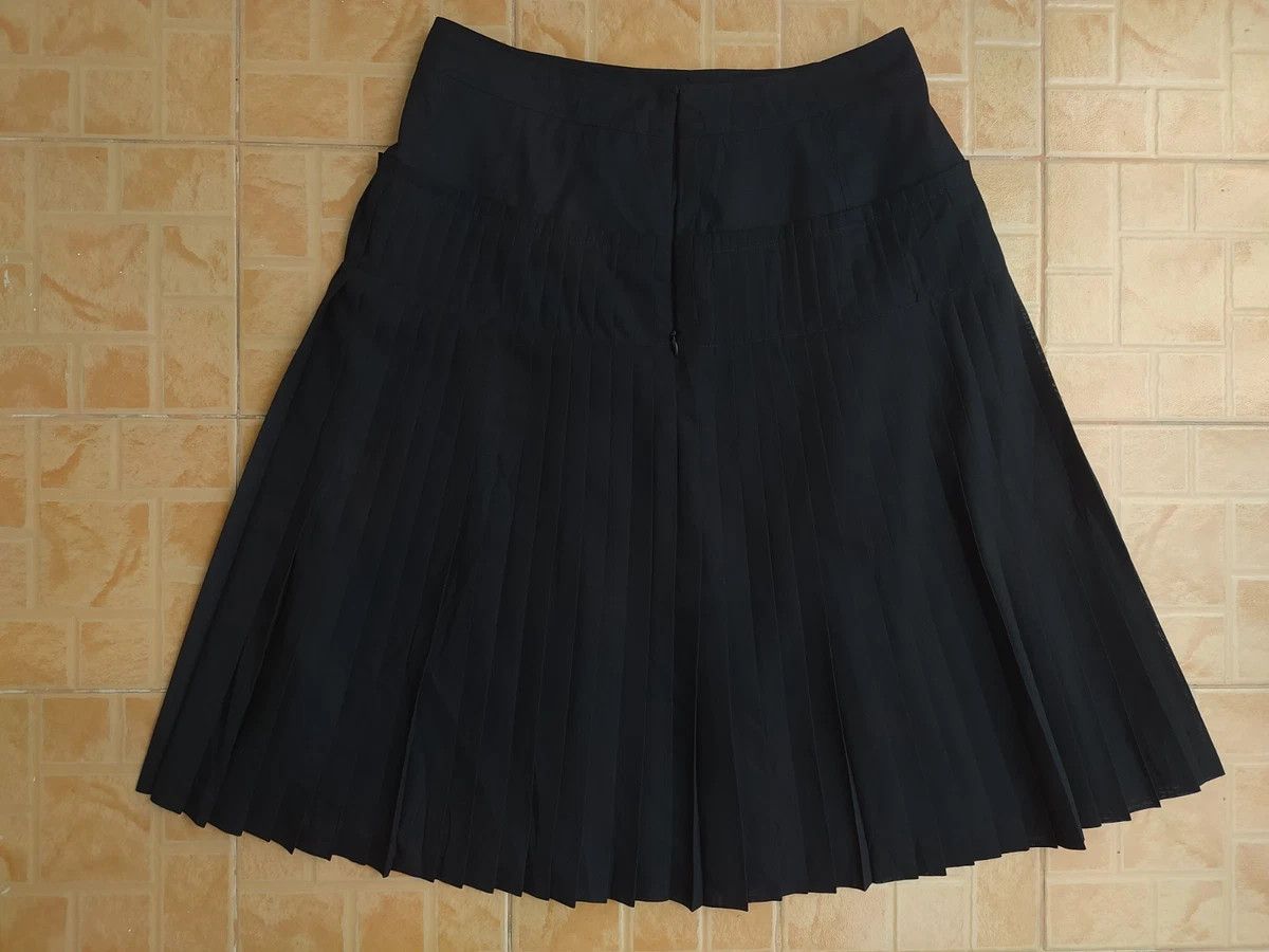 Burberry BURBERRY A LONE BLACK MIDI SKIRT SIZE 38 Size 26" / US 2 / IT 38 - 7 Thumbnail