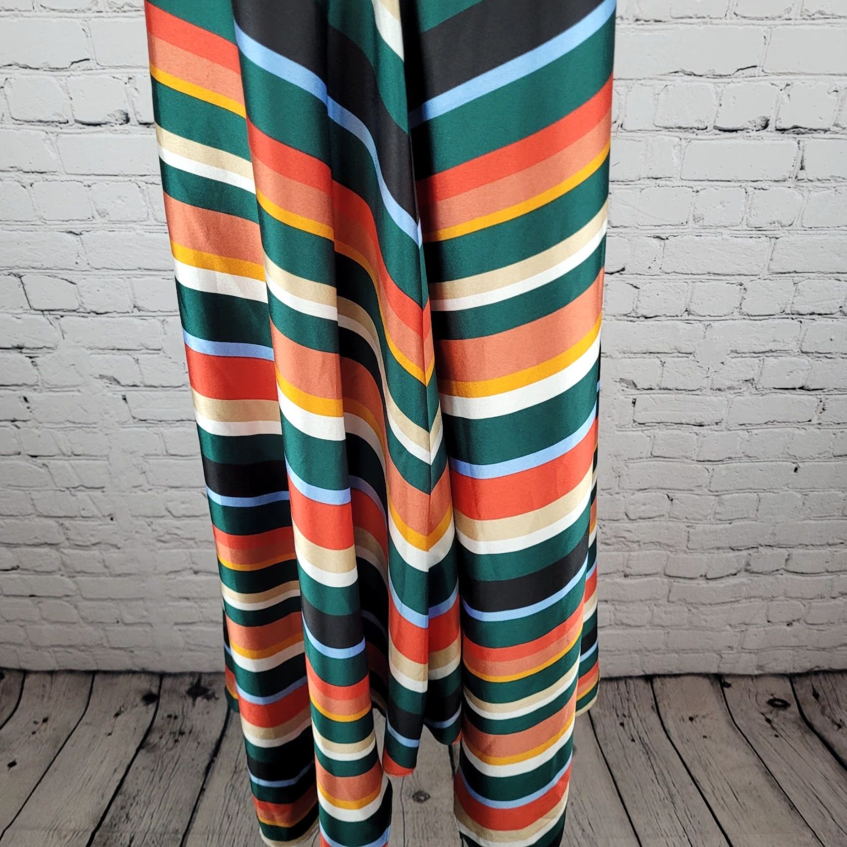 Lulus Lulus Multicolor Striped Silky Satin V-Neck Halter Tie Backless Dress Medium M Size M / US 6-8 / IT 42-44 - 5 Thumbnail