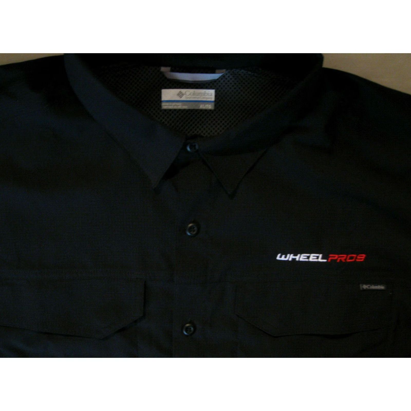Vintage Columbia Omni Shade Shirt Men's XL Black Wheel Pros Tires Casual Button Up Guys Size US XL / EU 56 / 4 - 3 Thumbnail