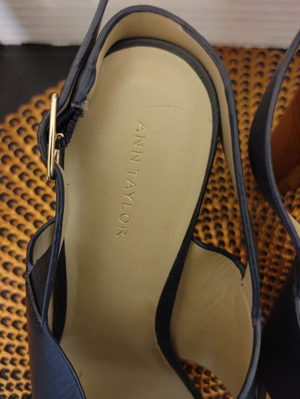 Ann Taylor Ann Taylor Leather Peep Toes Size 7.5 Size US 7.5 / IT 37.5 - 4 Thumbnail