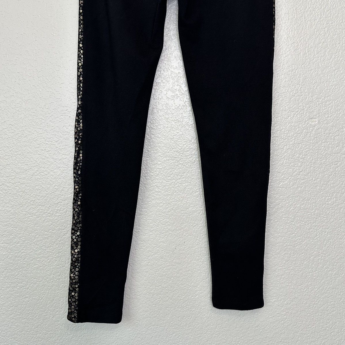 Other Two’e Black Metallic Elasticized Waist Leggings, Sz Medium Size 28" / US 6 / IT 42 - 9 Thumbnail