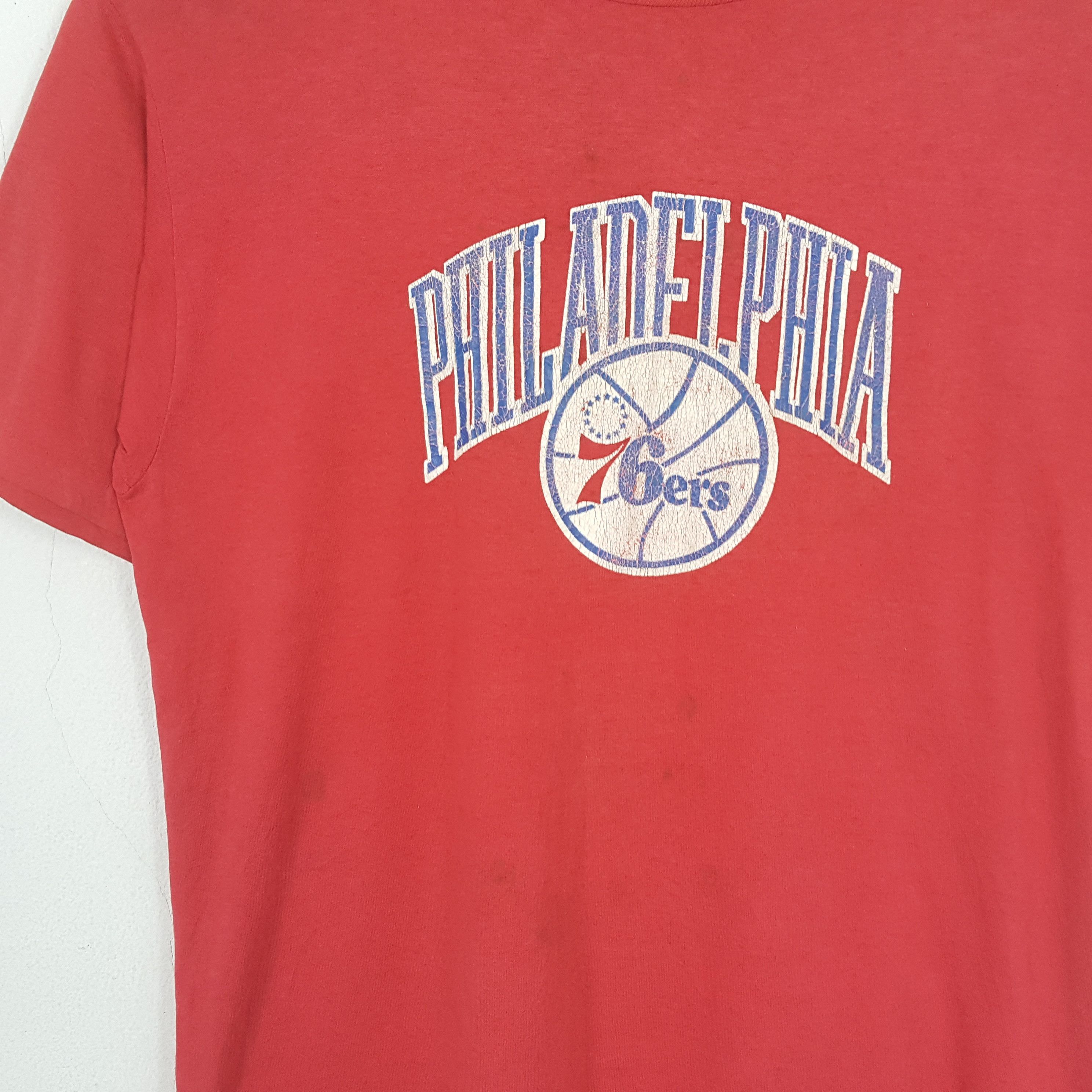 MLB × Vintage Vintage Philadelphia 76ers American Sports T-shirt Size US L / EU 52-54 / 3 - 2 Thumbnail