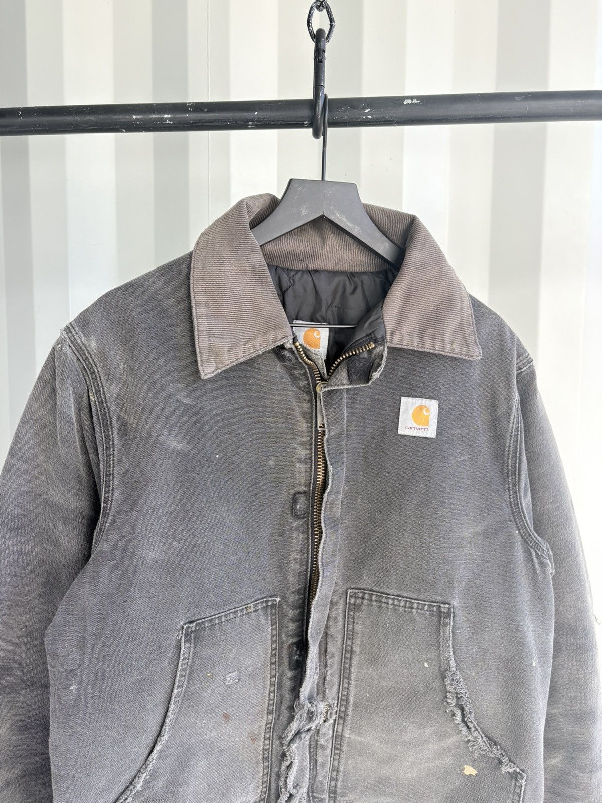 Carhartt Carhartt Distressed Thrashed Workwear Jacket ERD grunge Size US L / EU 52-54 / 3 - 3 Thumbnail