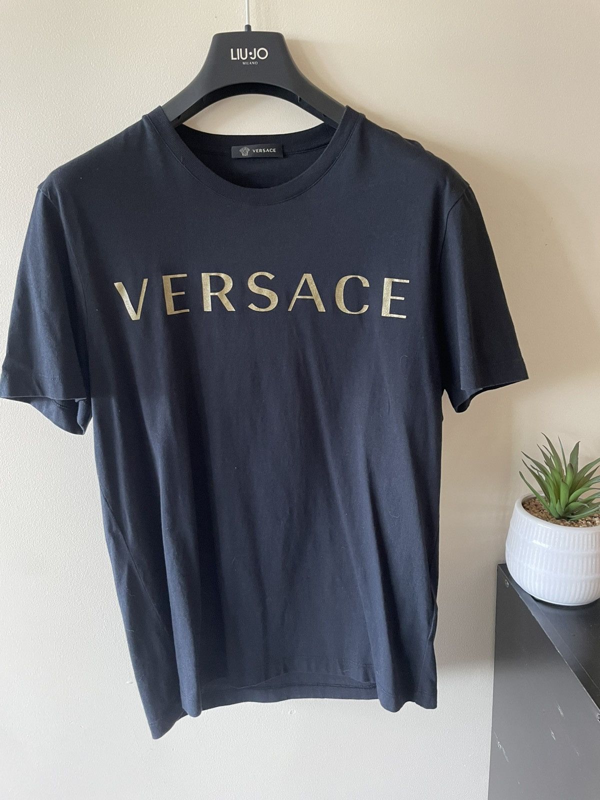 Versace T-shirt Versace logo doré M Size US M / EU 48-50 / 2 - 1 Thumbnail