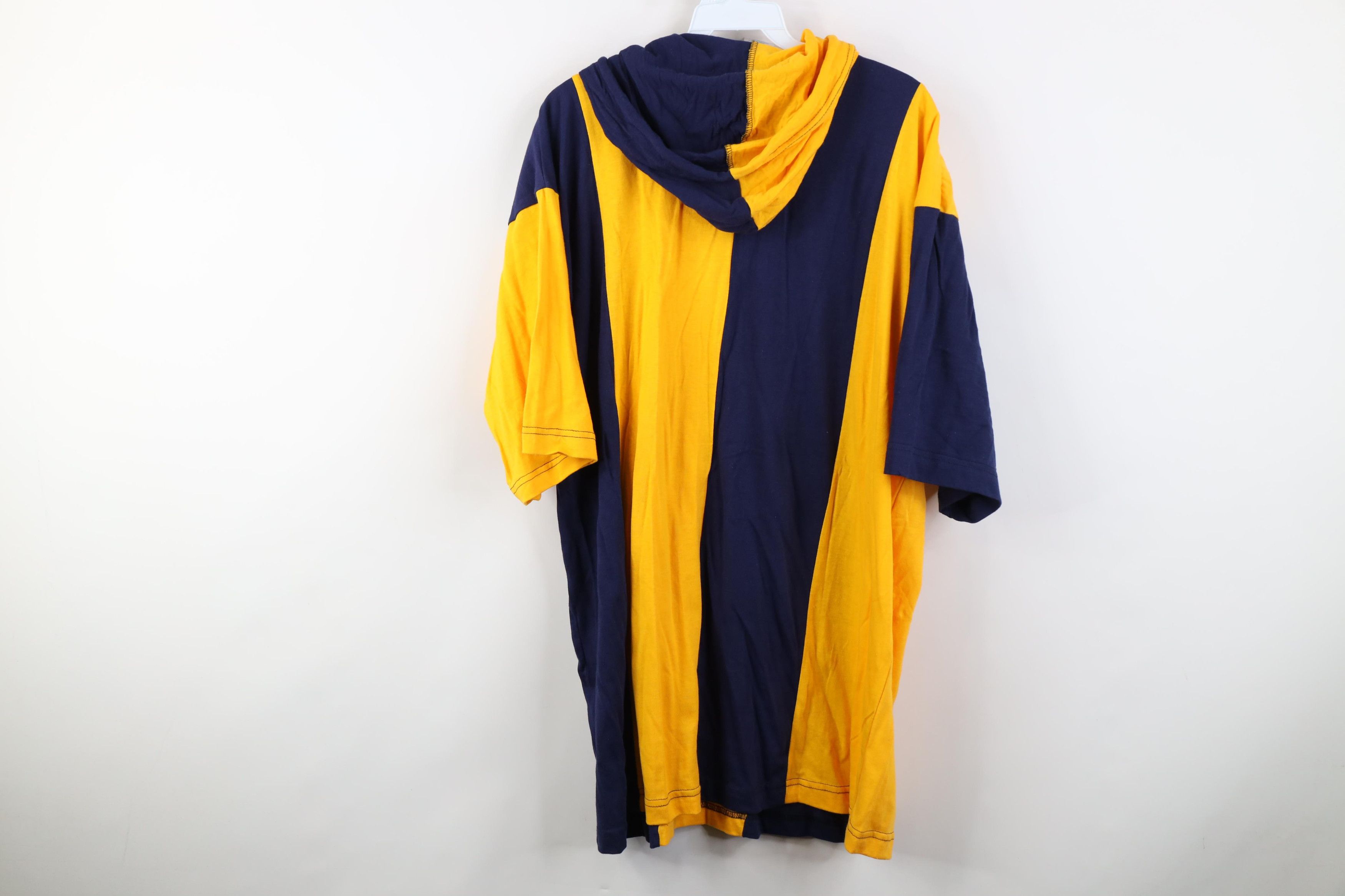 Vintage Deadstock Vintage 90s Streetwear University Michigan T-Shirt Size US XL / EU 56 / 4 - 10 Thumbnail