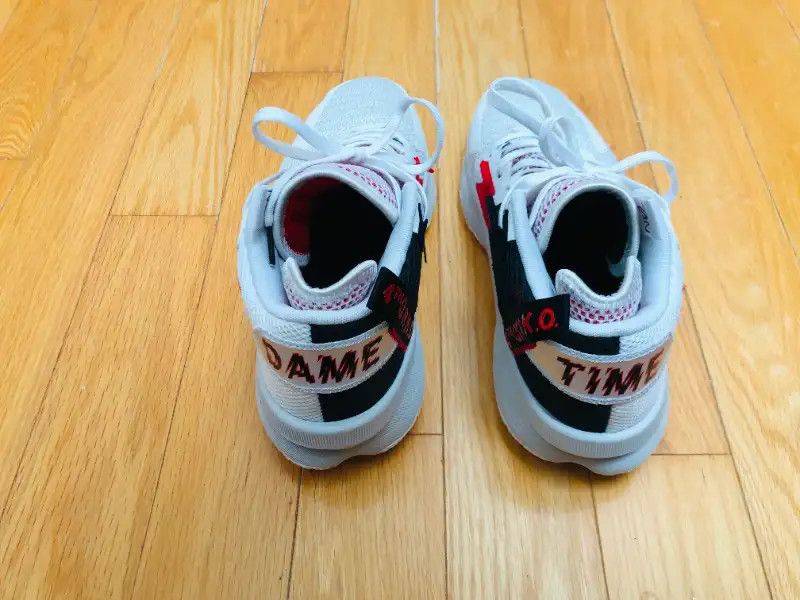 Adidas Adidas Dame 8 US10 Size US 10 / EU 43 - 5 Thumbnail