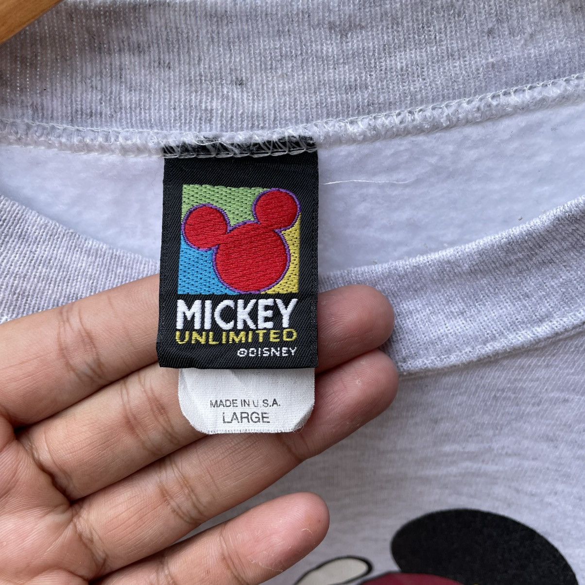 Disney × Mickey Mouse × Vintage 🔥Vintage Mickey Mouse California Big Logo Sweatshirts Size US M / EU 48-50 / 2 - 9 Thumbnail