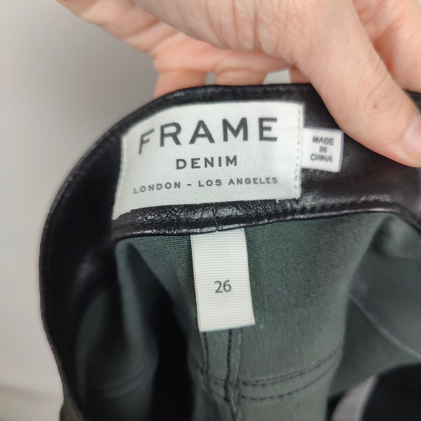 Frame Frame Le Skinny de Jeanne Lamb Leather Jeans Womens 26 Black Size 26" / US 2 / IT 38 - 6 Thumbnail