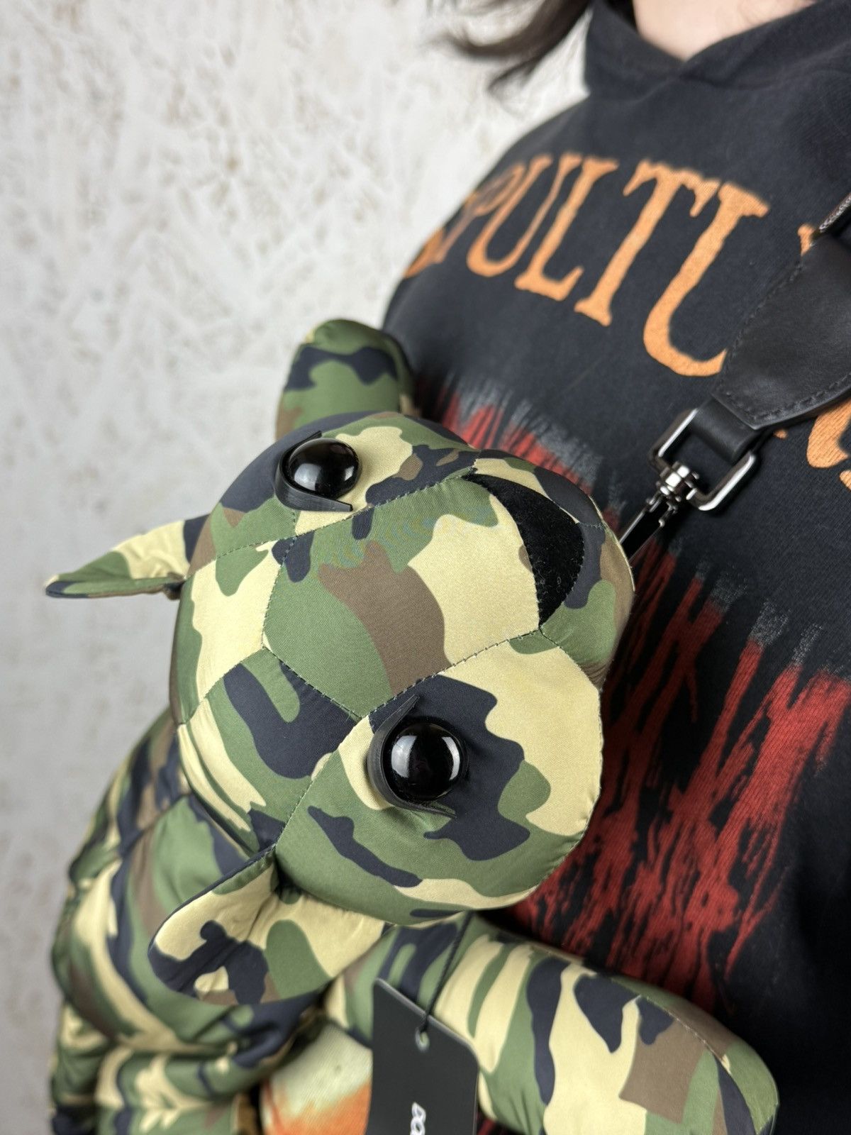 Dolce & Gabbana NWT Dolce & Gabbana Camo Tiger Nylon Animal Crossbody Bag Size ONE SIZE - 2 Thumbnail