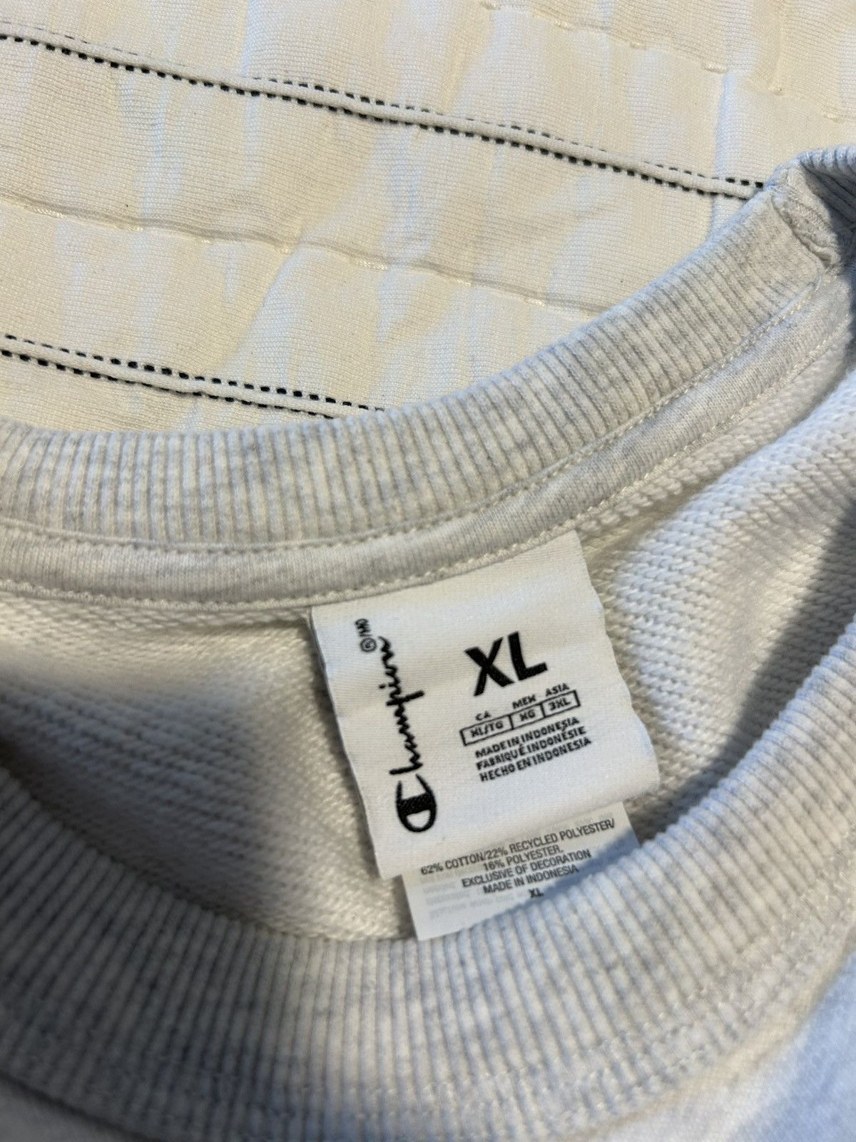 Champion Angelo Baque x Larissa De Jesus Negron Senior Thesis Crew Size US XL / EU 56 / 4 - 5 Thumbnail