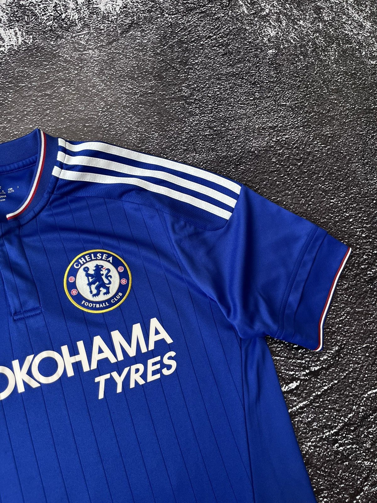 Adidas CHELSEA NIKE 2015 FOOTBALL HOME JERSEY #10 HAZARD Size US S / EU 44-46 / 1 - 5 Thumbnail