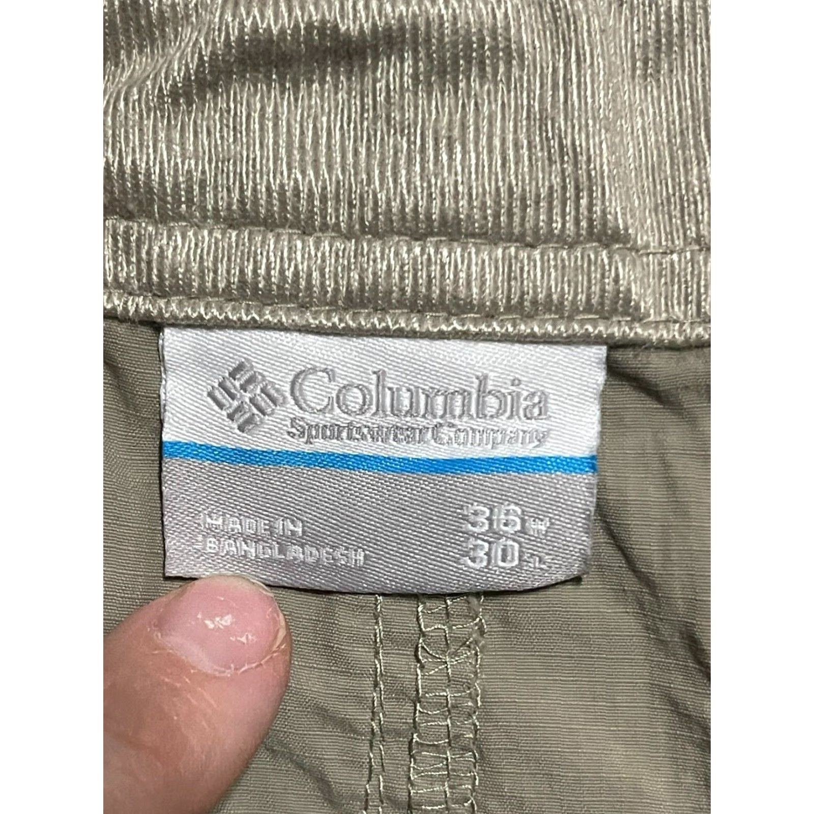 Vintage Columbia Pants, Men's Size 36/30, Khakis, Straight Leg, Cargo Pants Size US 36 / EU 52 - 6 Thumbnail