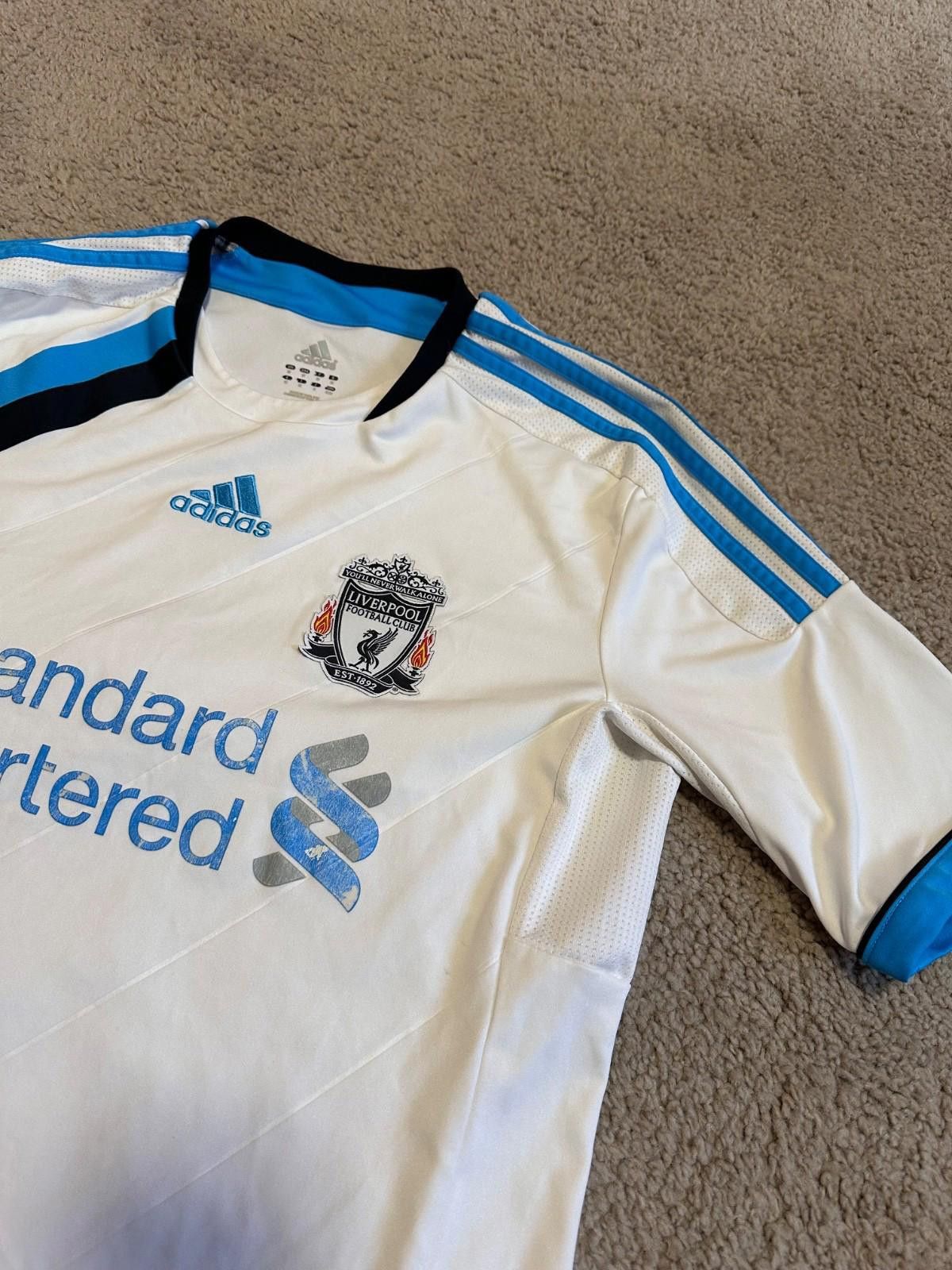 Adidas LIVERPOOL 2011/12 THIRD FOOTBALL SHIRT SOCCER JERSEY ADIDAS Size US M / EU 48-50 / 2 - 5 Thumbnail