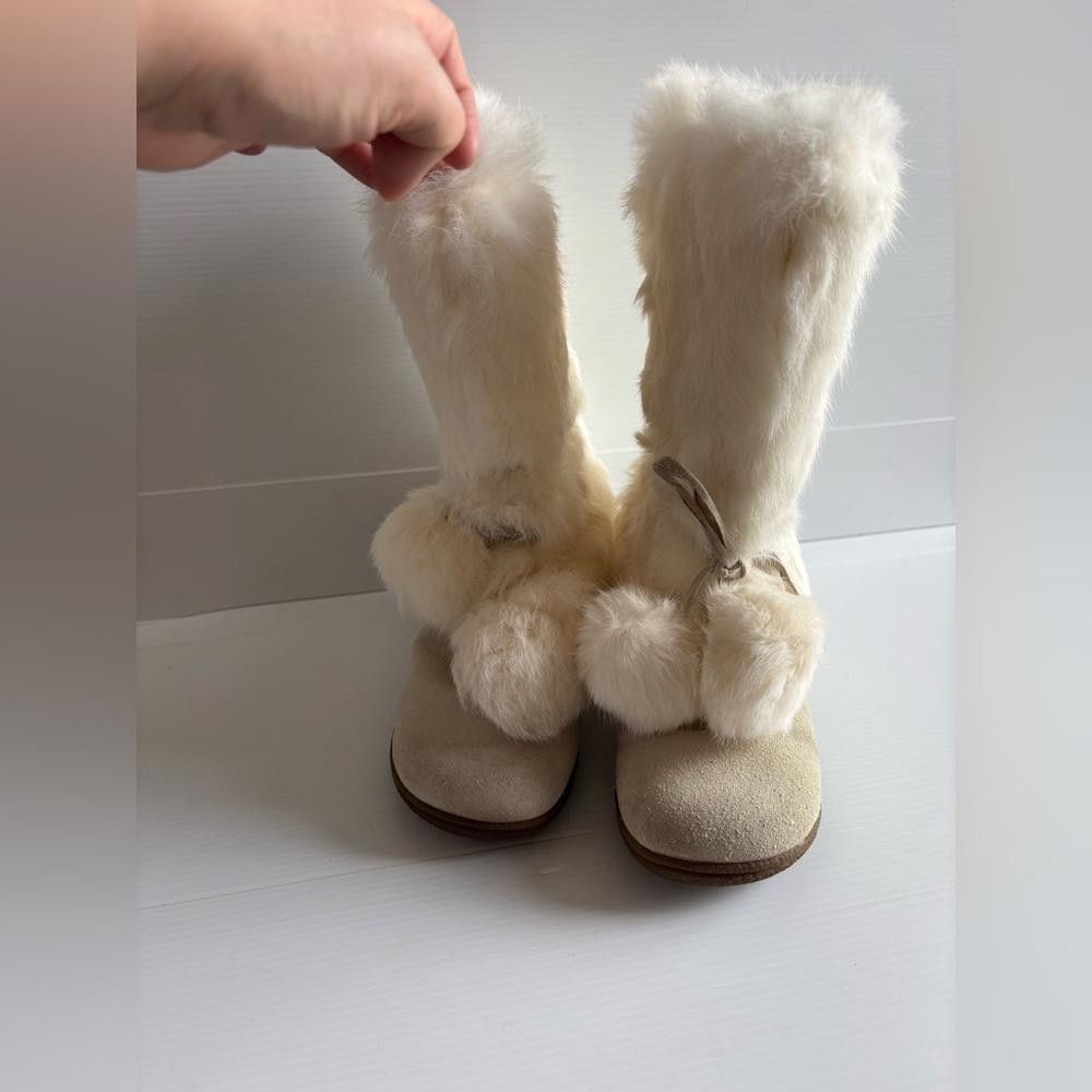 Designer Y2K Riverland White Faux Fur and Suede Leather Winter Boots Size US 7 / IT 37 - 2 Thumbnail