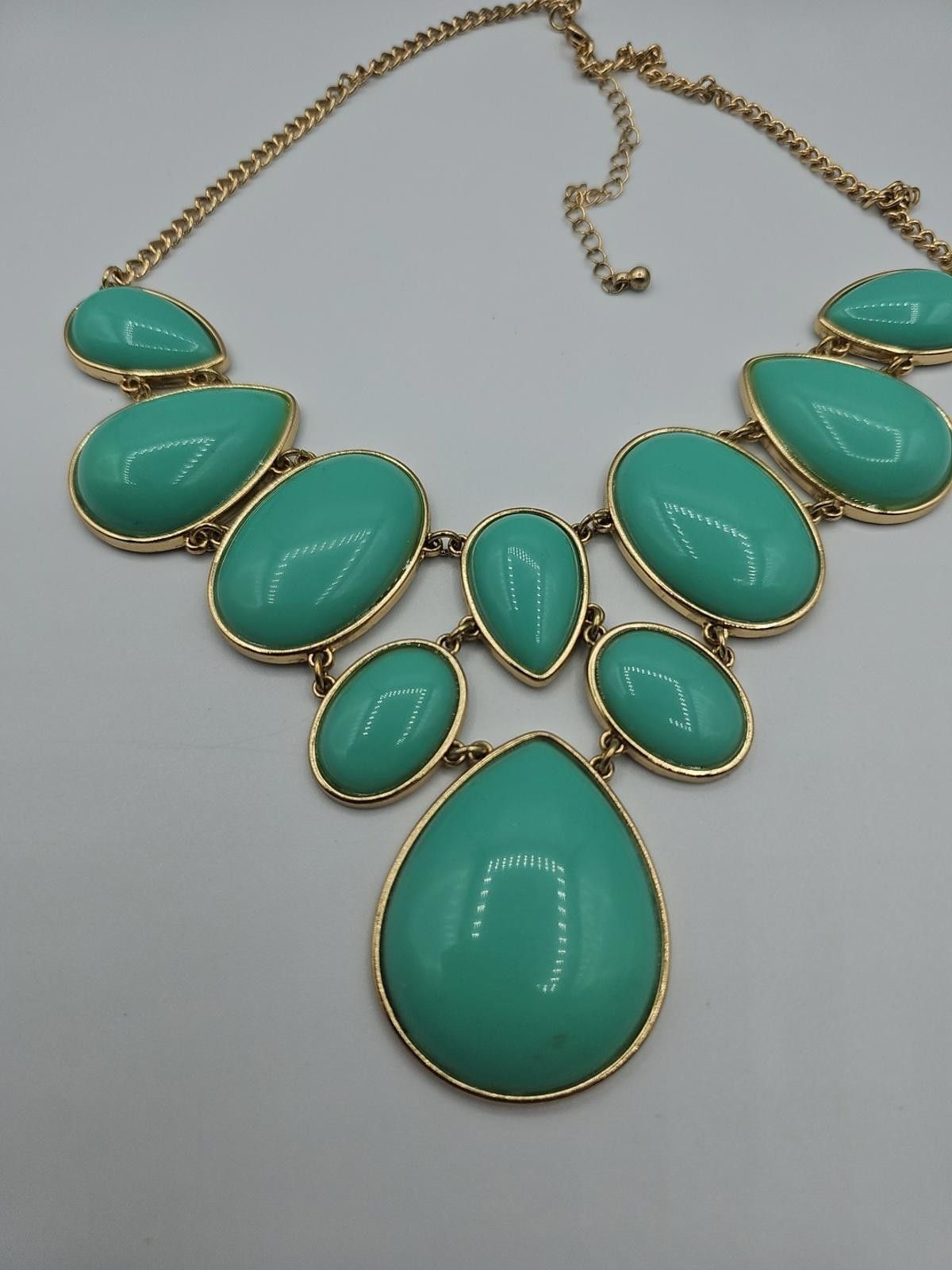 Aquascutum Aqua Acrylic Stone Gold Tone Bib Max Length 18" Necklace Size ONE SIZE - 2 Thumbnail