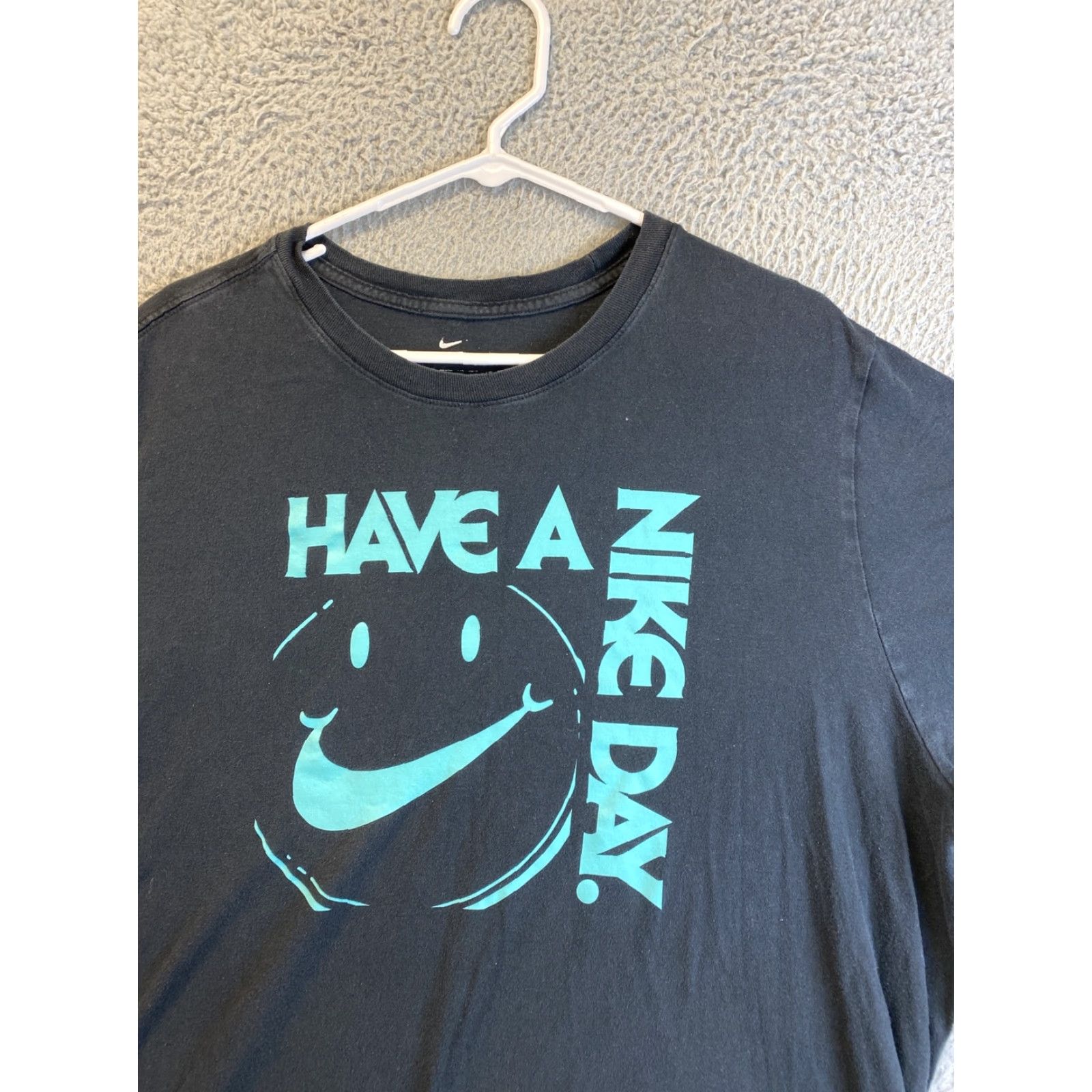 Nike Nike T-Shirt Adult XL Black Cotton Athletic Crew Neck Short Sleeve Regular Fit Menâs CrossFit Casual Activewear Size US XL / EU 56 / 4 - 2 Thumbnail