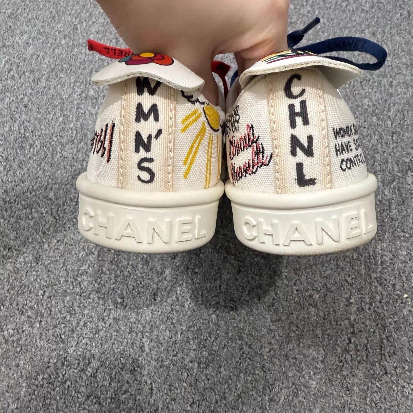 Chanel Chanel x Pharrell Doodle White Kicks Women's 35.5 99 New Size US 5 / IT 35 - 4 Thumbnail
