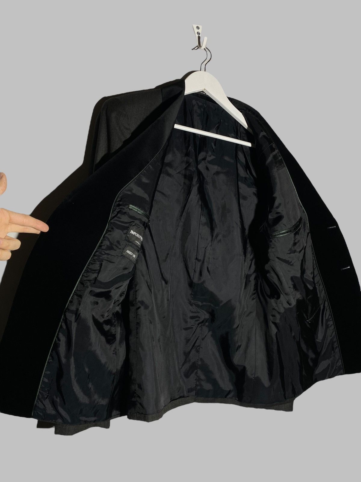 Emporio Armani Emporio Armani Green Line Black Velour Lapel Wool Blazer Size 54R - 3 Thumbnail