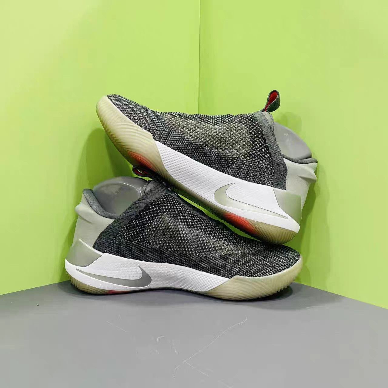 Nike Nike Adapt BB 1.0 Dark Grey K15 Size US 10 / EU 43 - 6 Thumbnail
