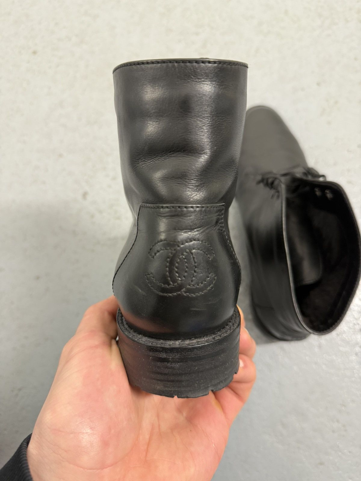 Chanel Vintage Chanel Back Logo Leather Insulated Boots Size US 11 / IT 41 - 9 Thumbnail
