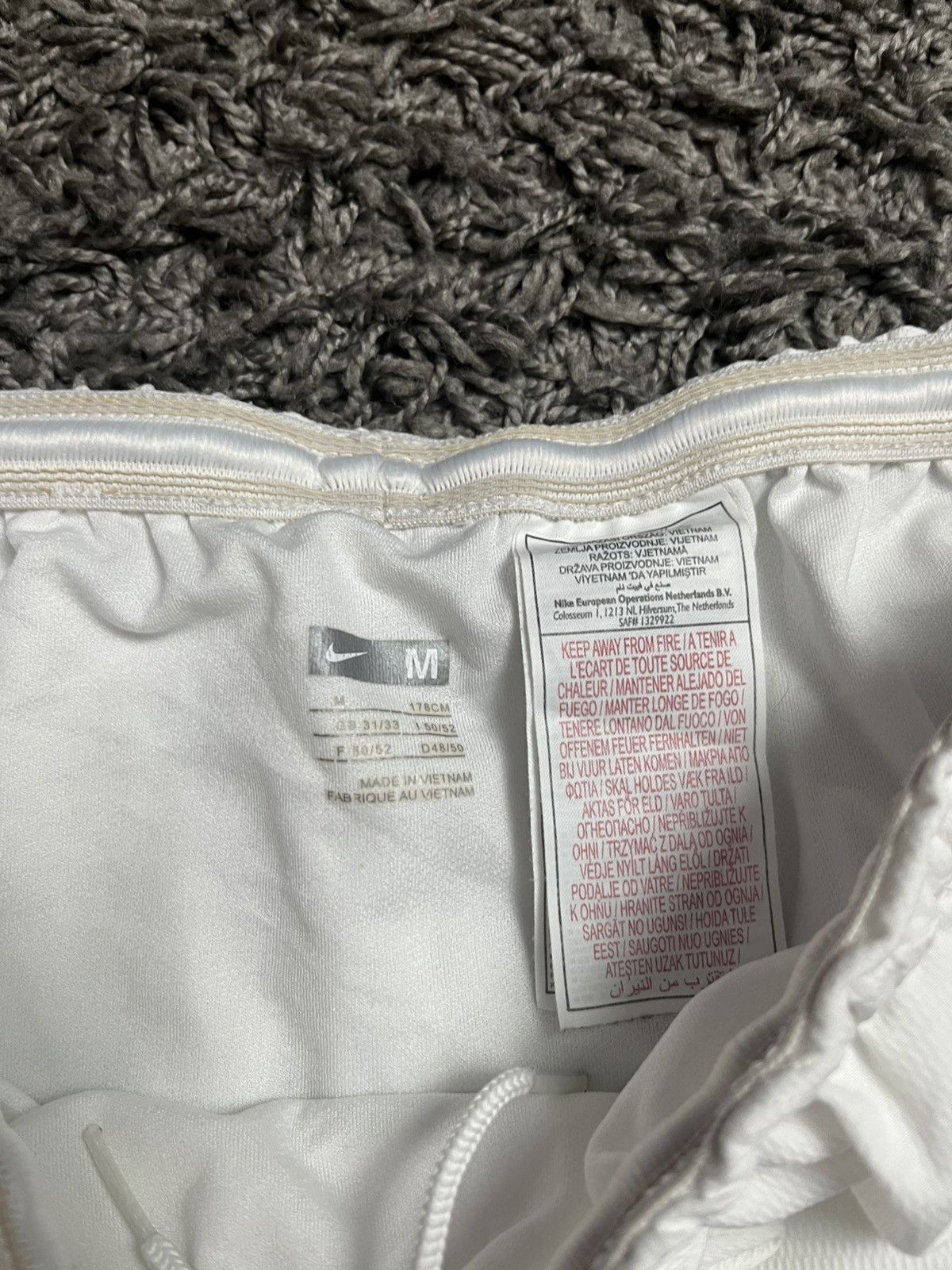 Nike Portugal Euro 2012 Away/Third Kit Shorts White/Green Size US 32 / EU 48 - 5 Thumbnail