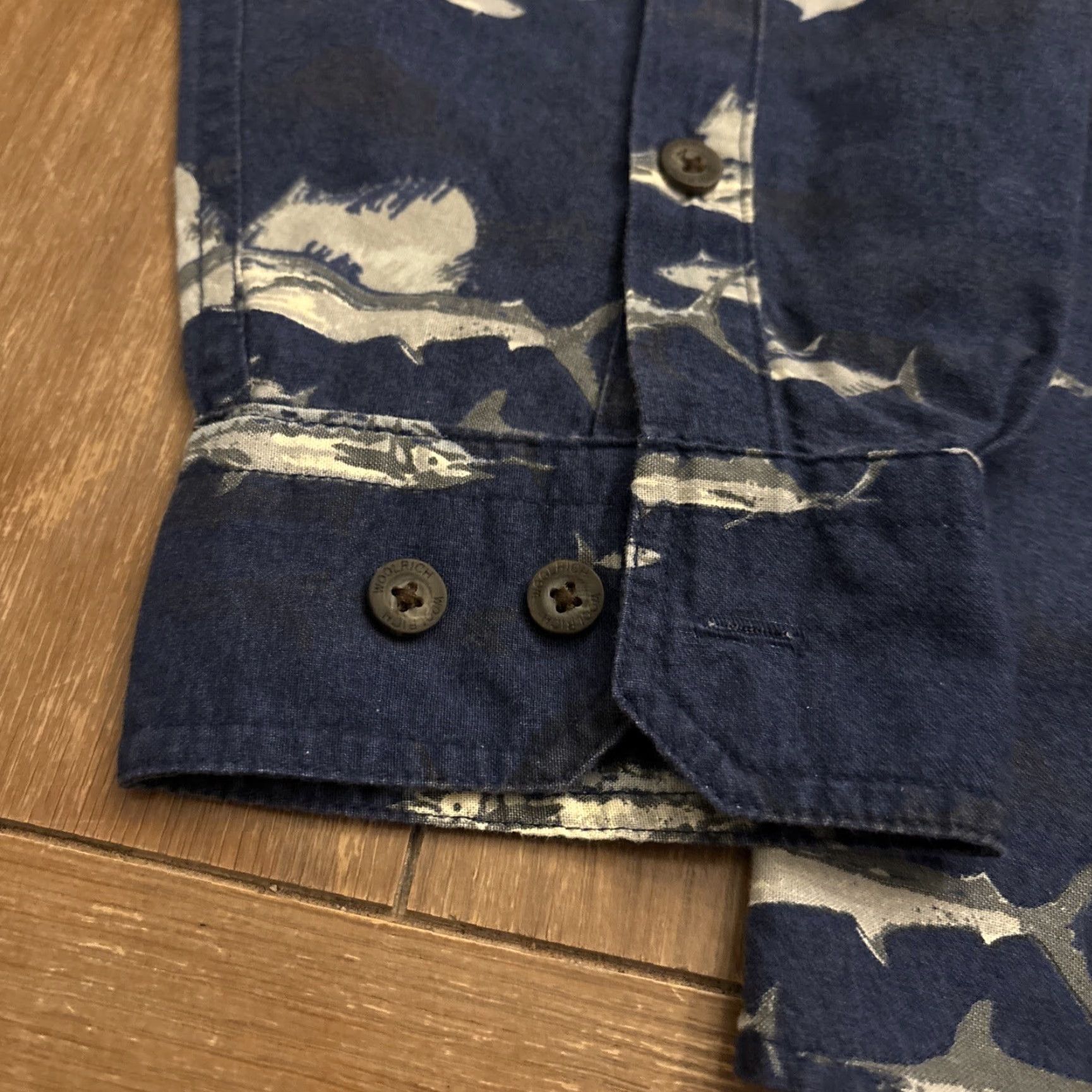 Vintage Woolrich Button-Up Shirt Long Sleeve 2XL Blue Fish Pattern Outdoor Casual Mens Size US XXL / EU 58 / 5 - 3 Thumbnail