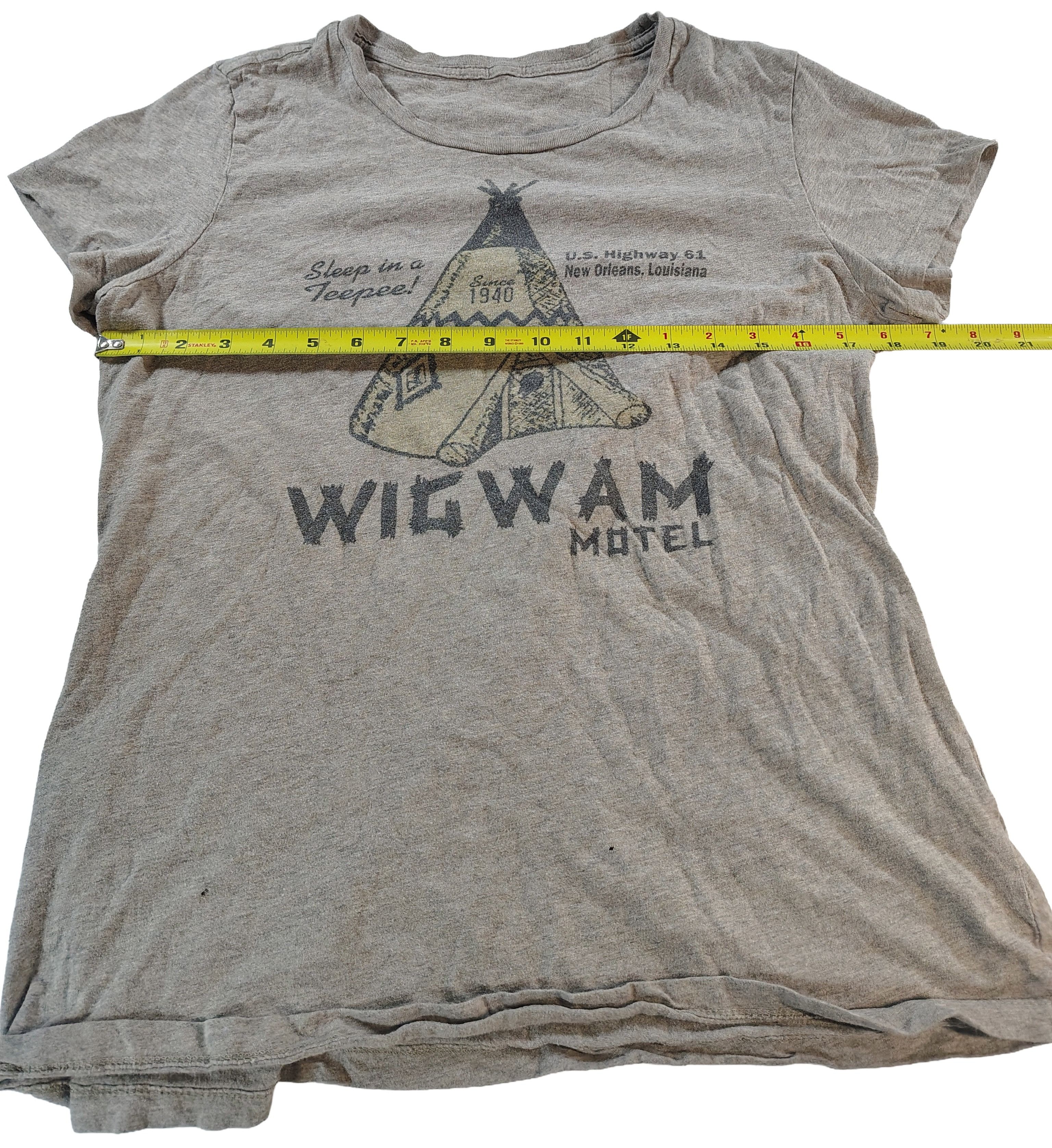 Other Women's Small Tan "Wigwam Motel" Graphic T-Shirt Size S / US 4 / IT 40 - 1 Thumbnail